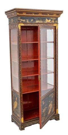 19th Century Chinoiserie Lacquered Curio Cabinet