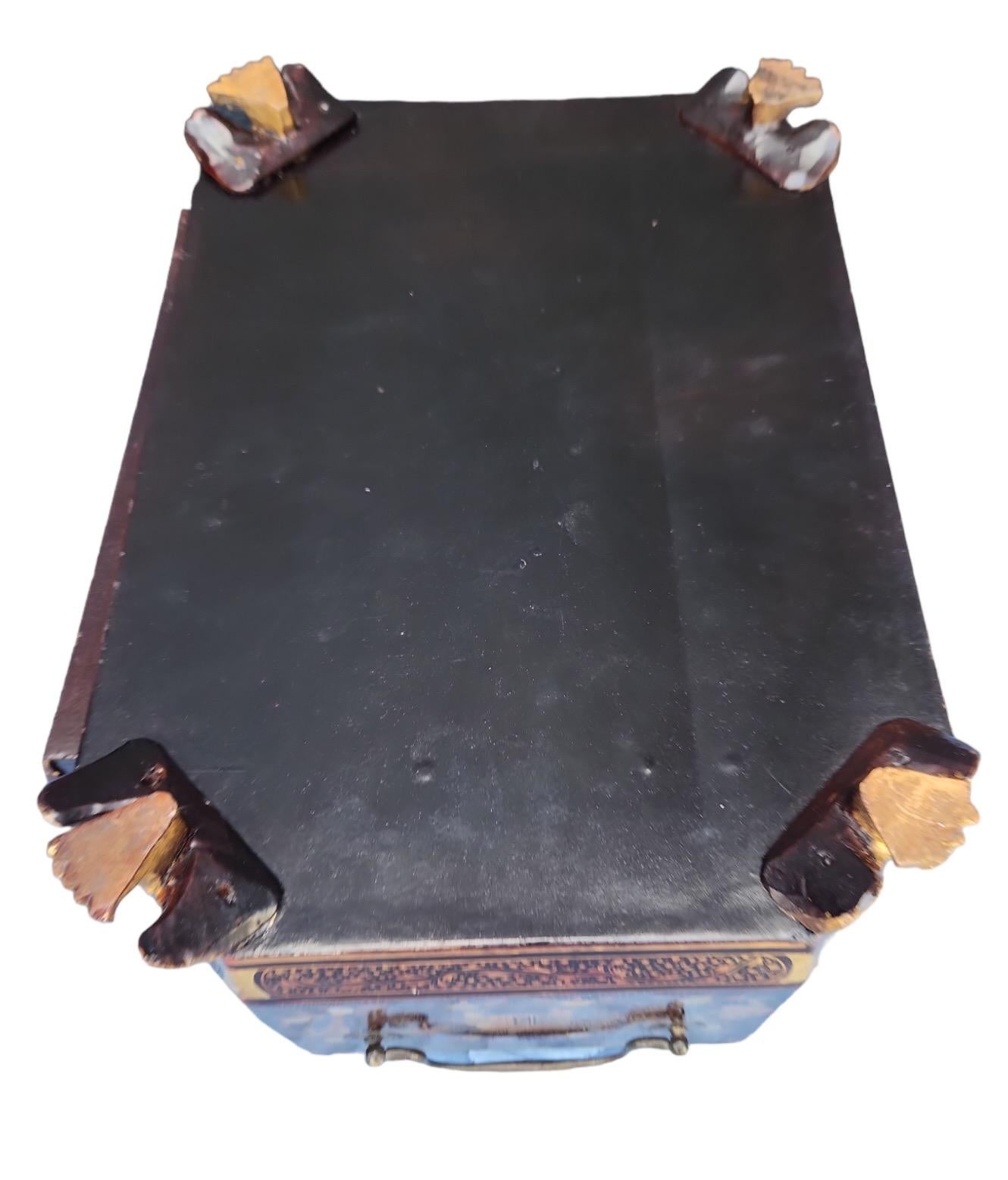 19th Century Chinoiserie Lacquered Sewing Box 2