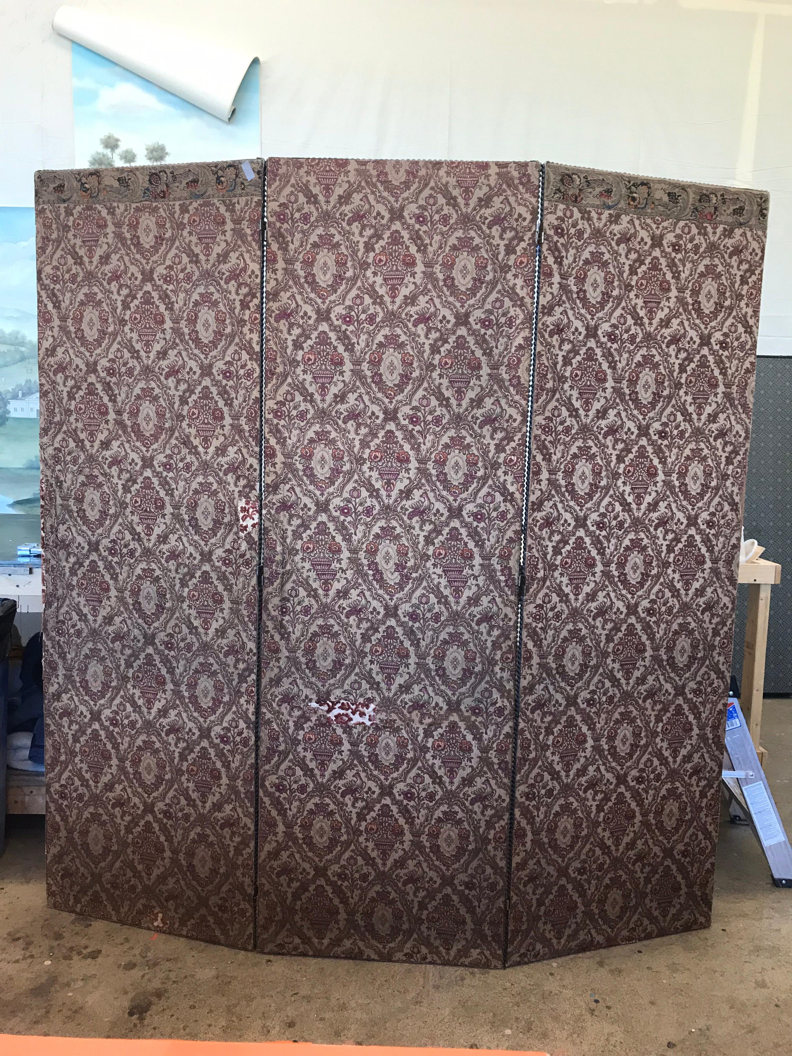 Fanciful 19th Century Chinoiserie Leather Screen For Sale 3