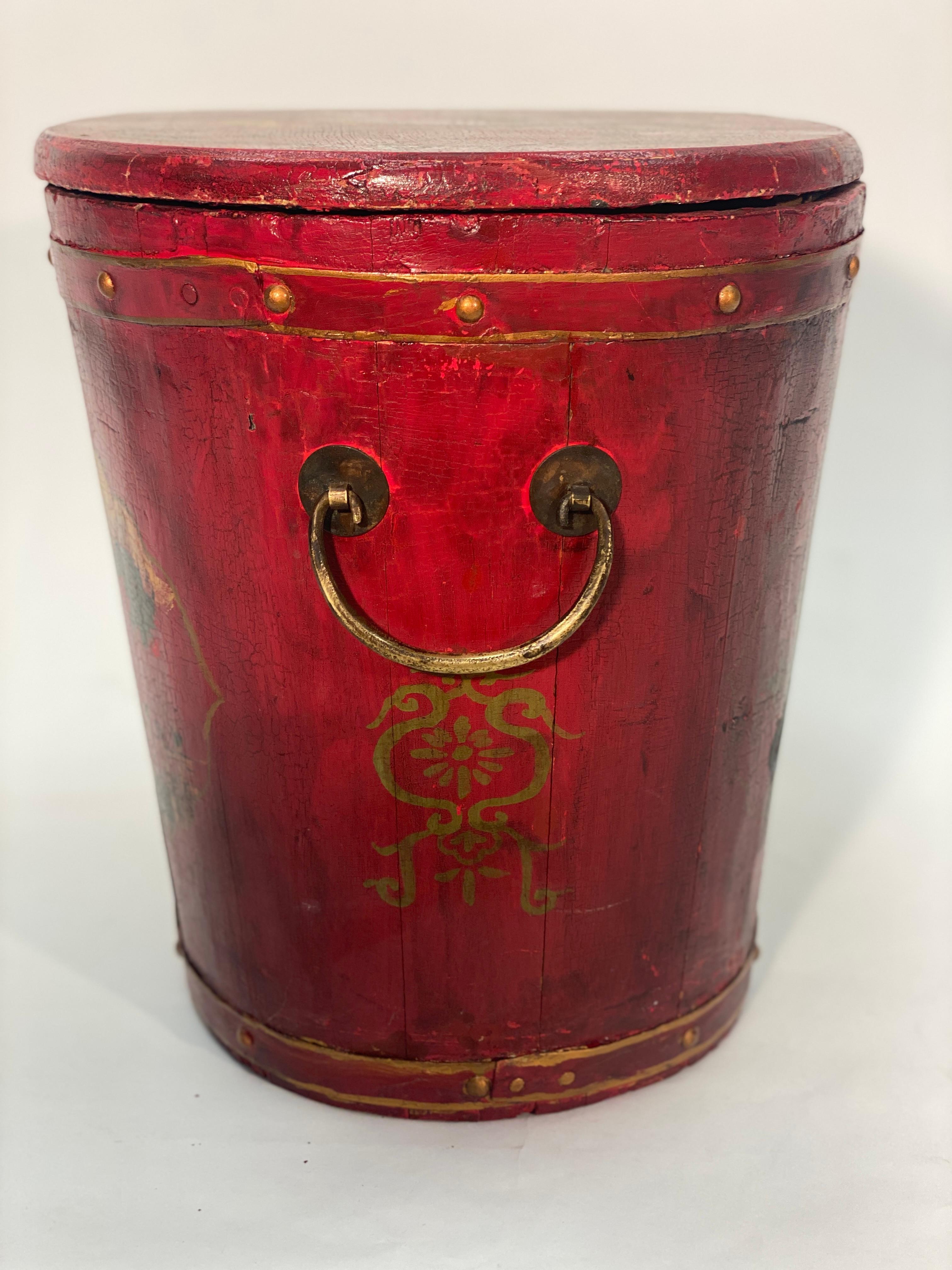 19th Century Chinoiserie Red Lacquered Lidded Rice Pail 1