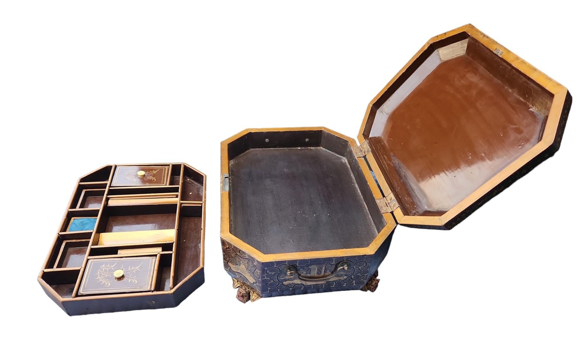 19th Century Chinoiserie Sewing Box In Good Condition For Sale In Los Angeles, CA