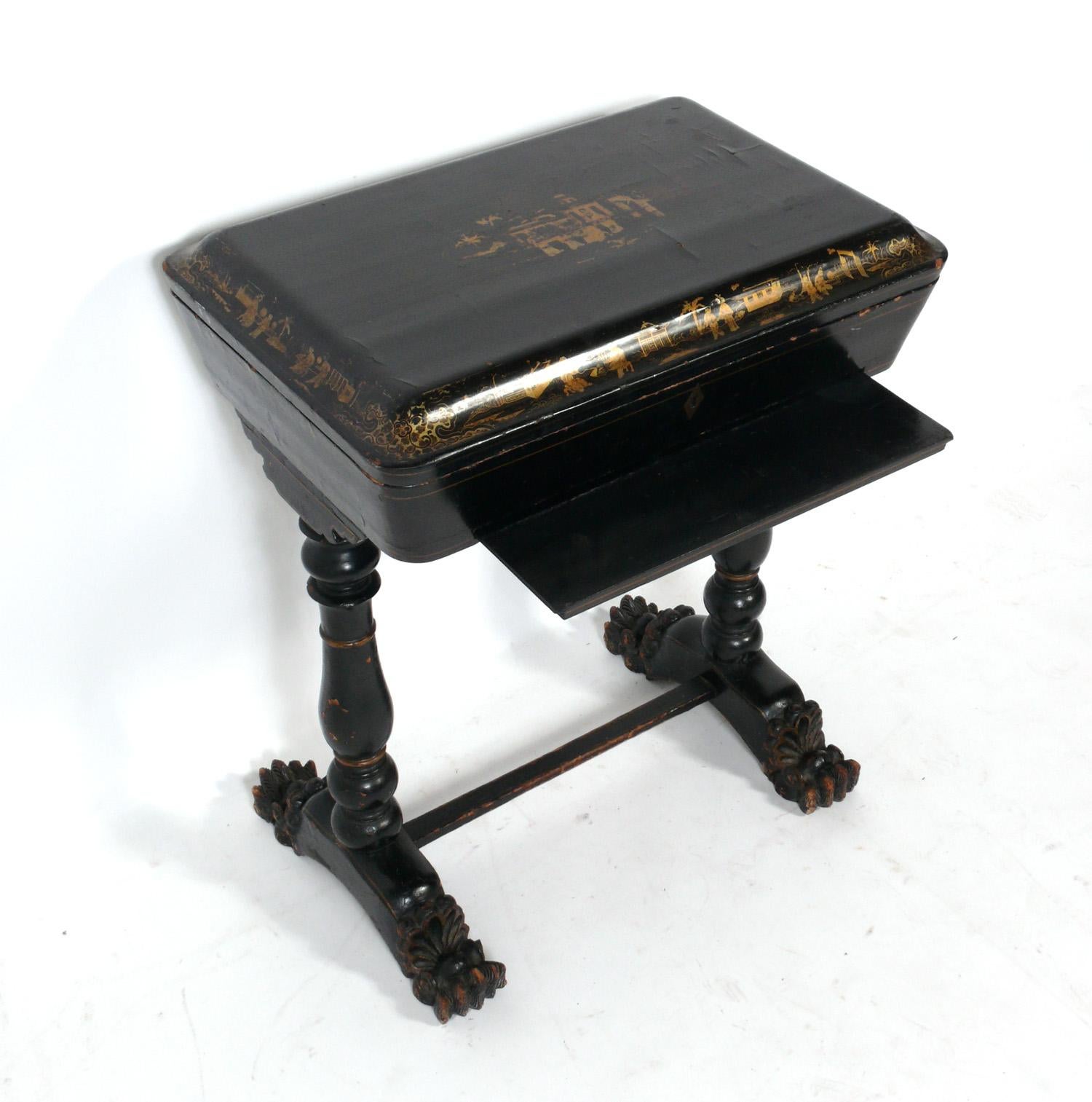 Gilt 19th Century Chinoiserie Table For Sale