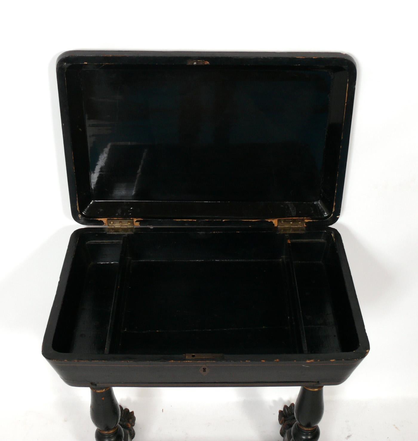 Métal Table Chinoiserie du XIXe siècle en vente