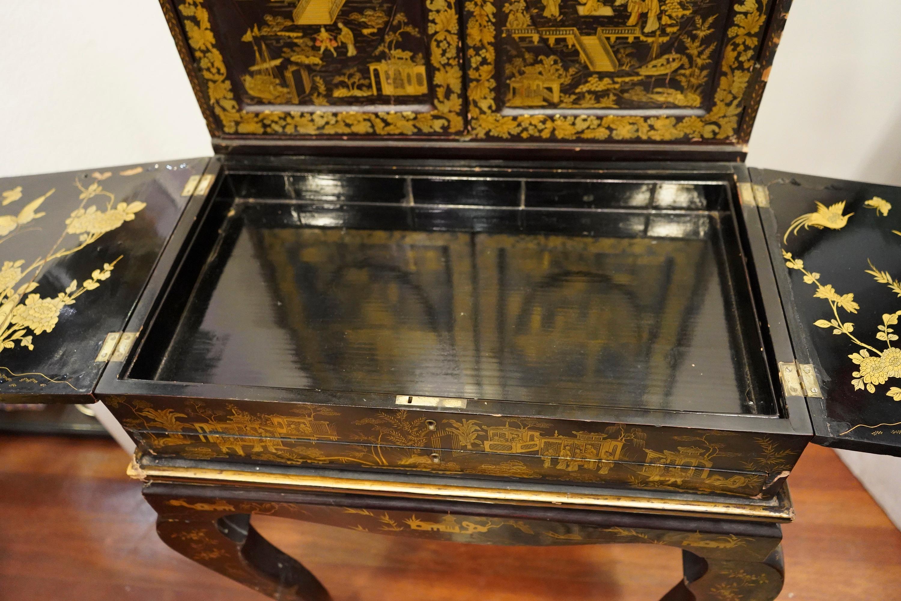19th Century Chinoiseries Lacquered English Cabinet, circa 1870 4