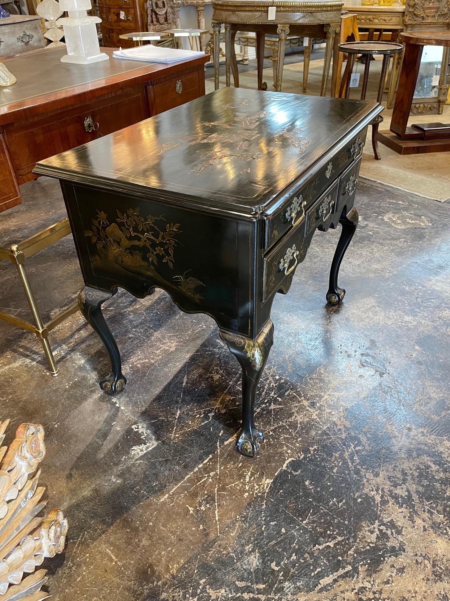 Wood 19th Century Chippendale Black Lacquered Lowboy with Chinoiserie For Sale