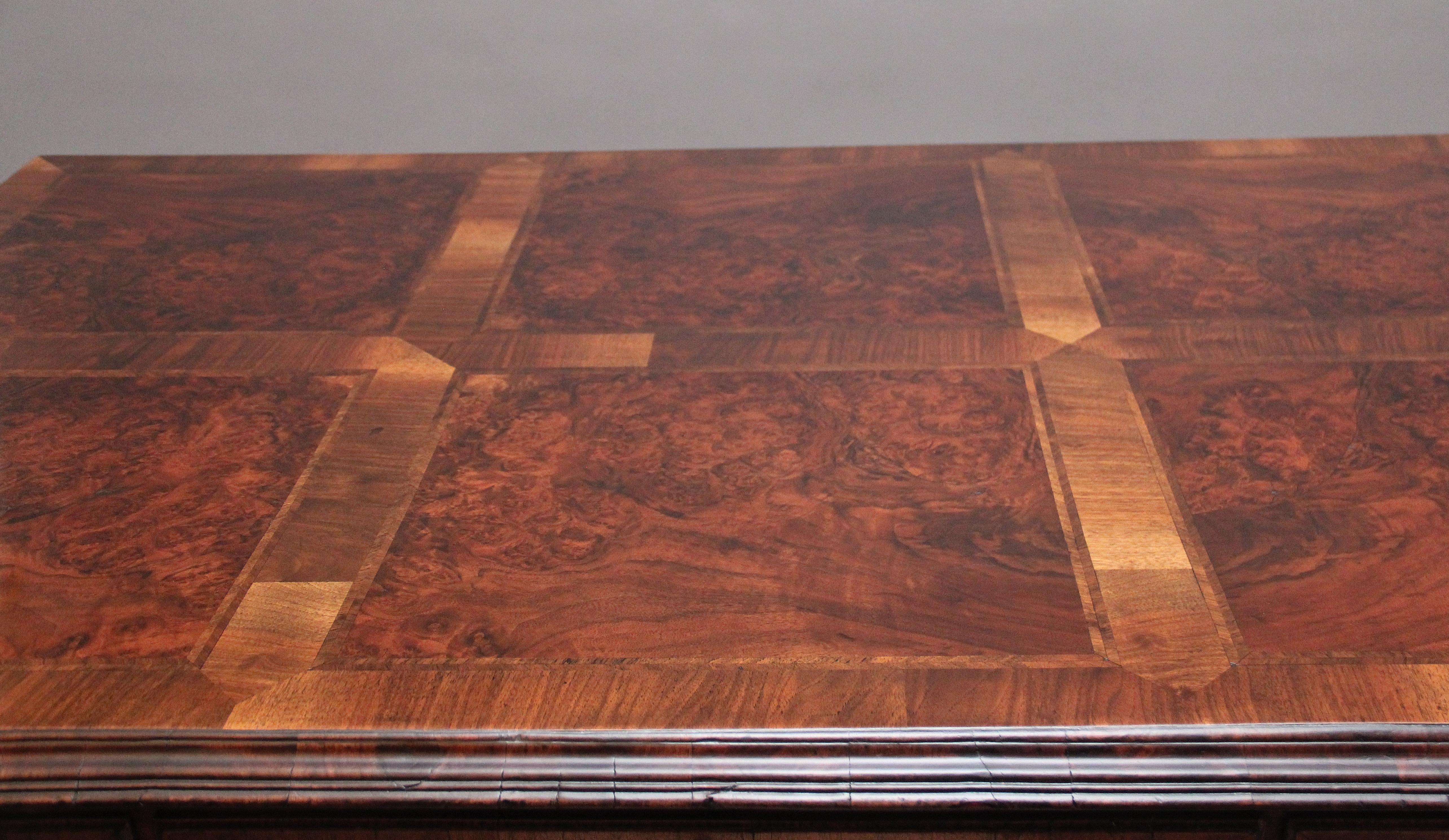 19th Century Chippendale Burl Walnut Partner's Writing Desk im Angebot 4