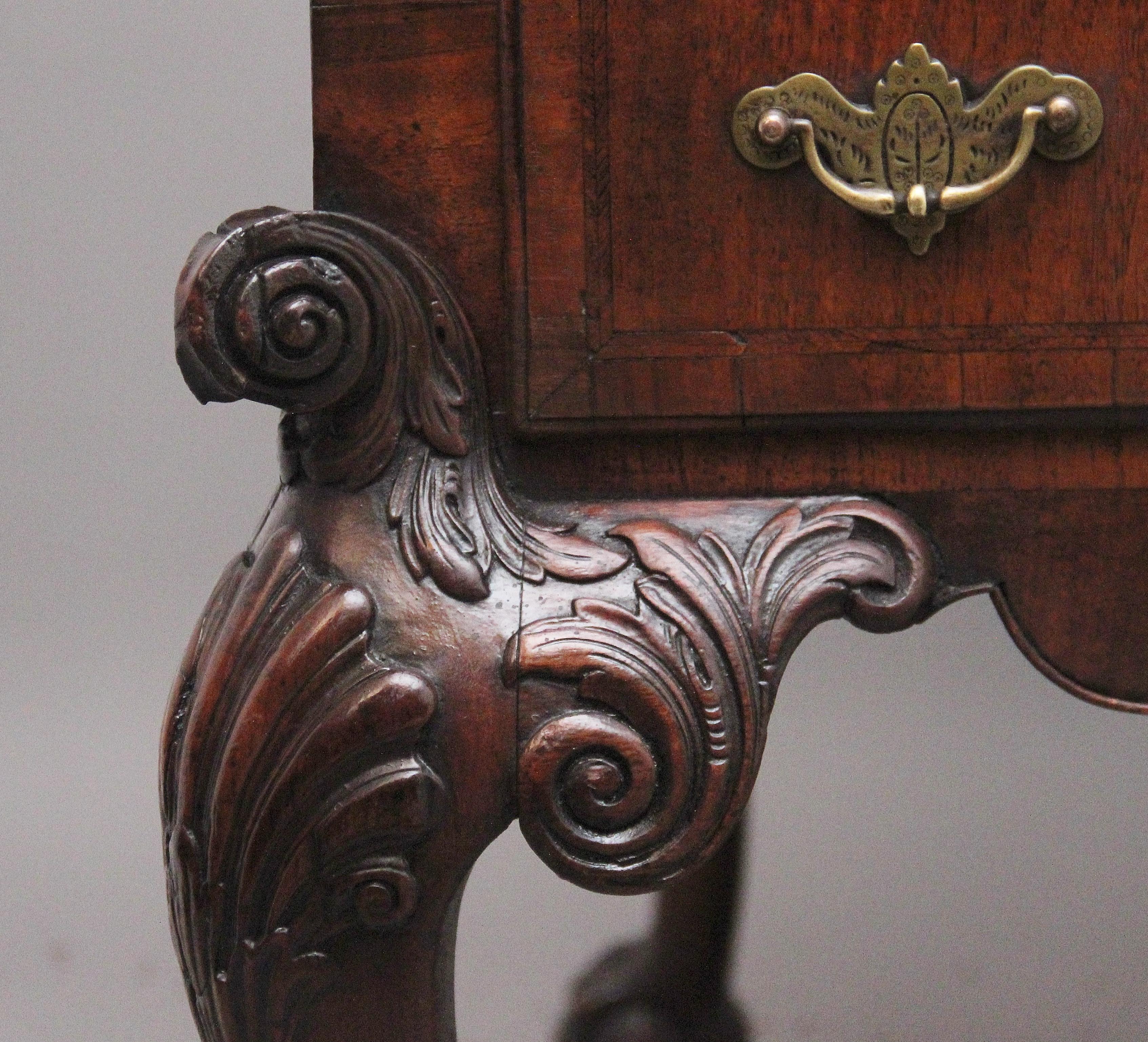 19th Century Chippendale Burl Walnut Partner's Writing Desk (Mittleres 19. Jahrhundert) im Angebot