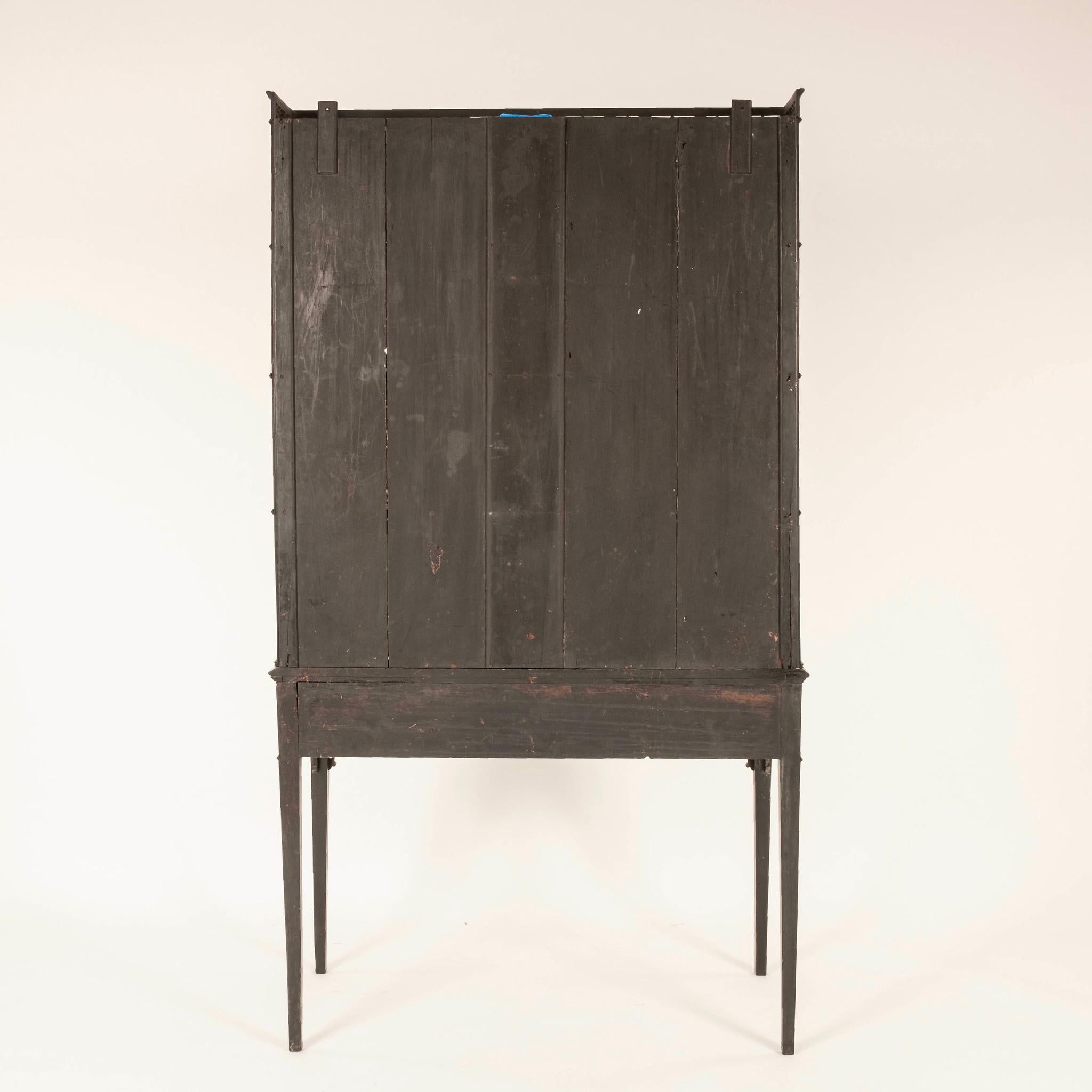 English 19th Century Chippendale Style Glass Display Case For Sale