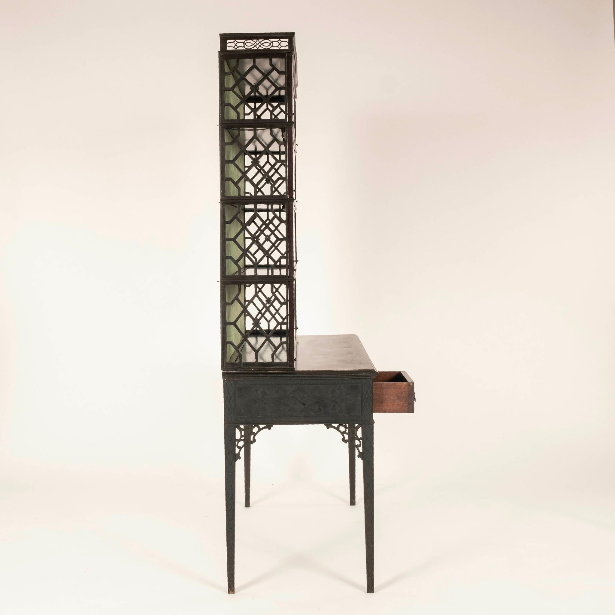 19th Century Chippendale Style Glass Display Case In Good Condition For Sale In Houston, TX