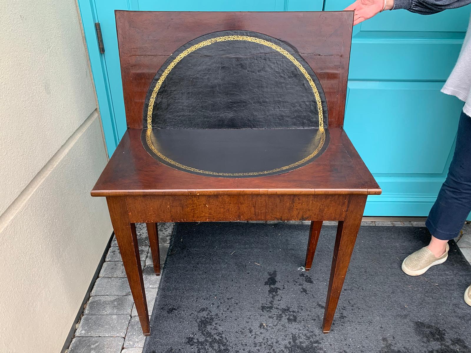 19th Century Chippendale Style Mahogany Flip Top Card Table with Leather Top 8