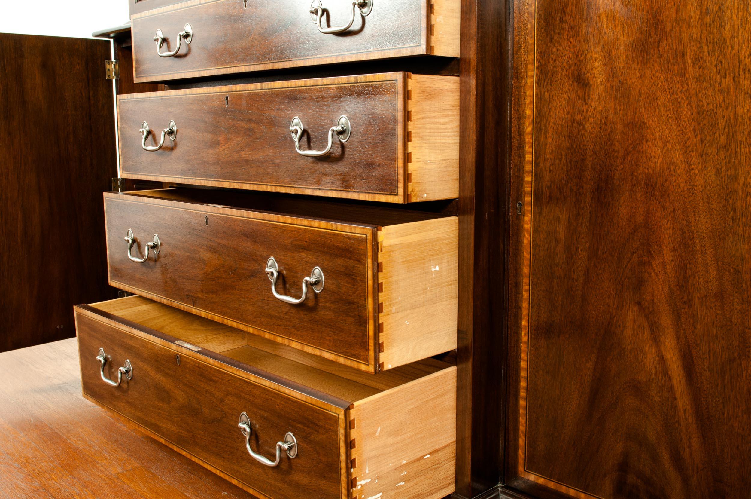 19th Century Chippendale Style Mahogany Hutch / China Cabinet 2