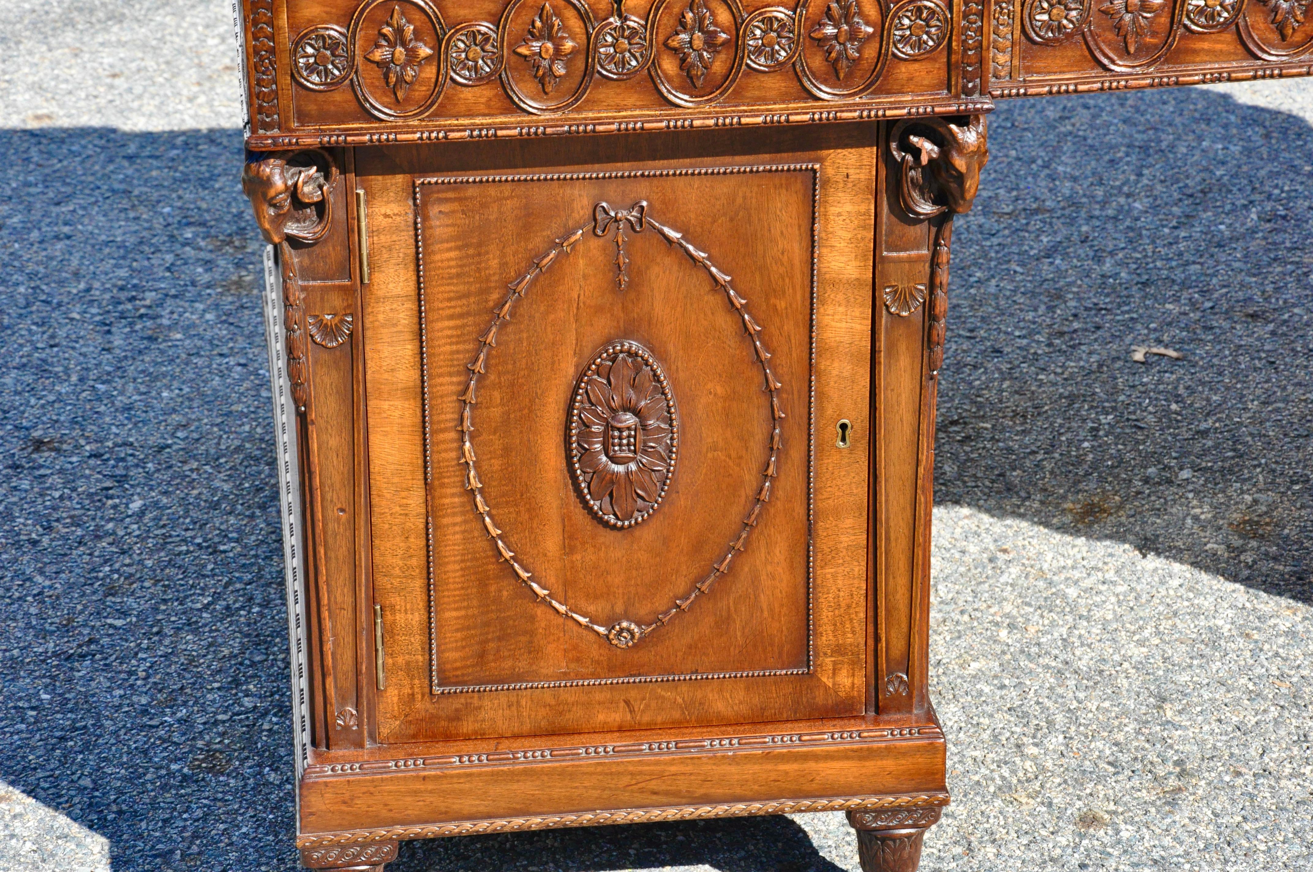 19th Century Chippendale Style Mahogany Partner's Desk In Good Condition In Essex, MA