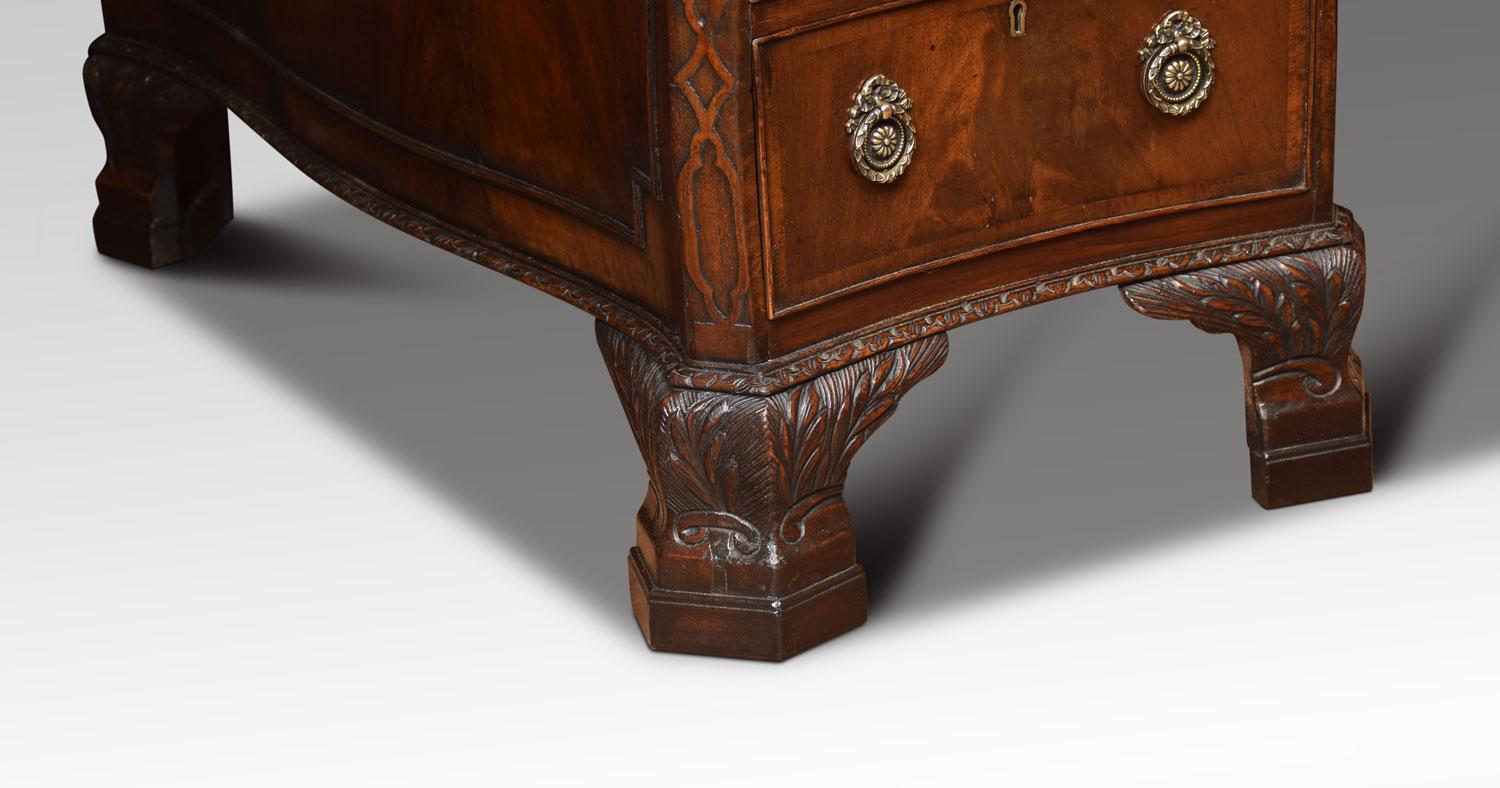 19th Century Chippendale Style Mahogany Serpentine Twin Pedestal Desk 3