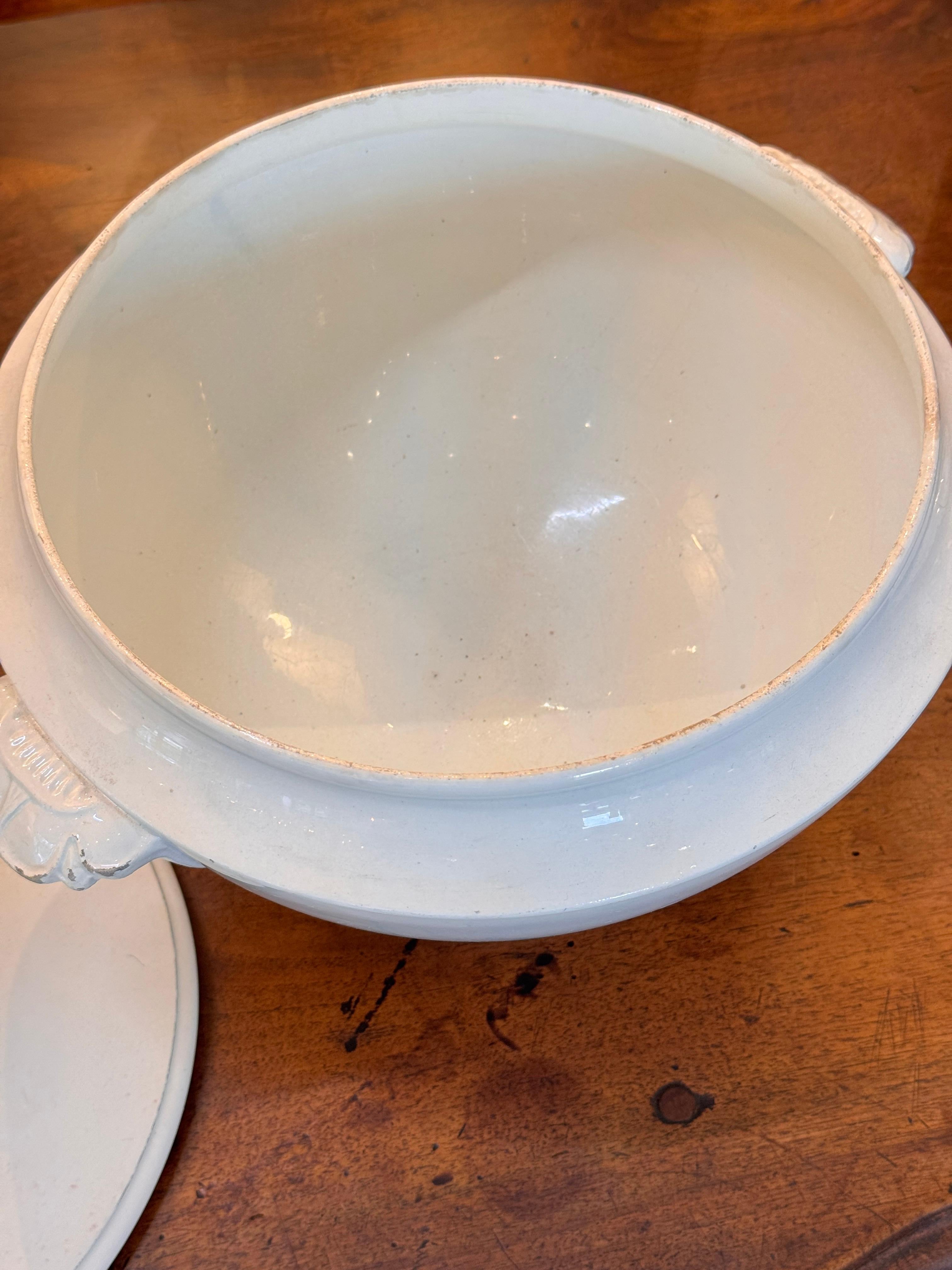 19th Century Choisy-Le-Roi Faience Tureen With Lid For Sale 6