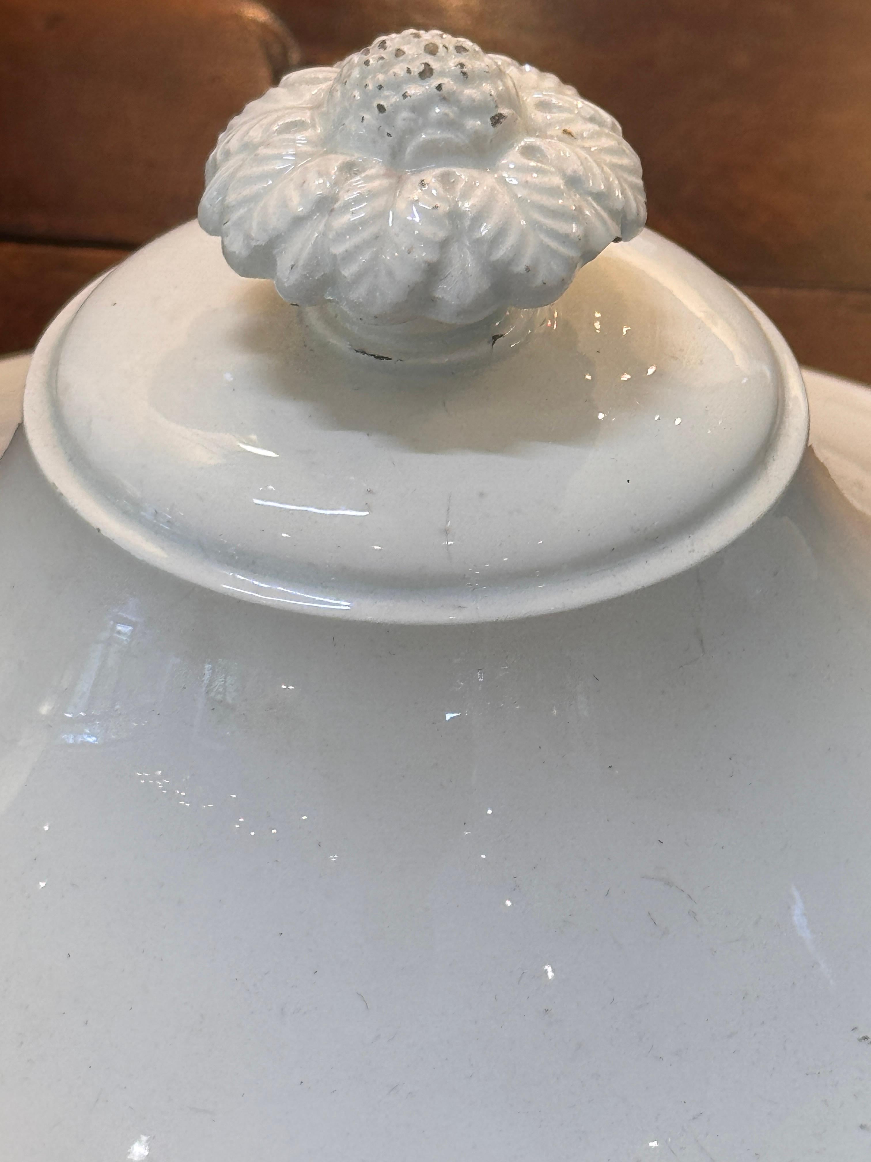 19th Century Choisy-Le-Roi Faience Tureen With Lid For Sale 5