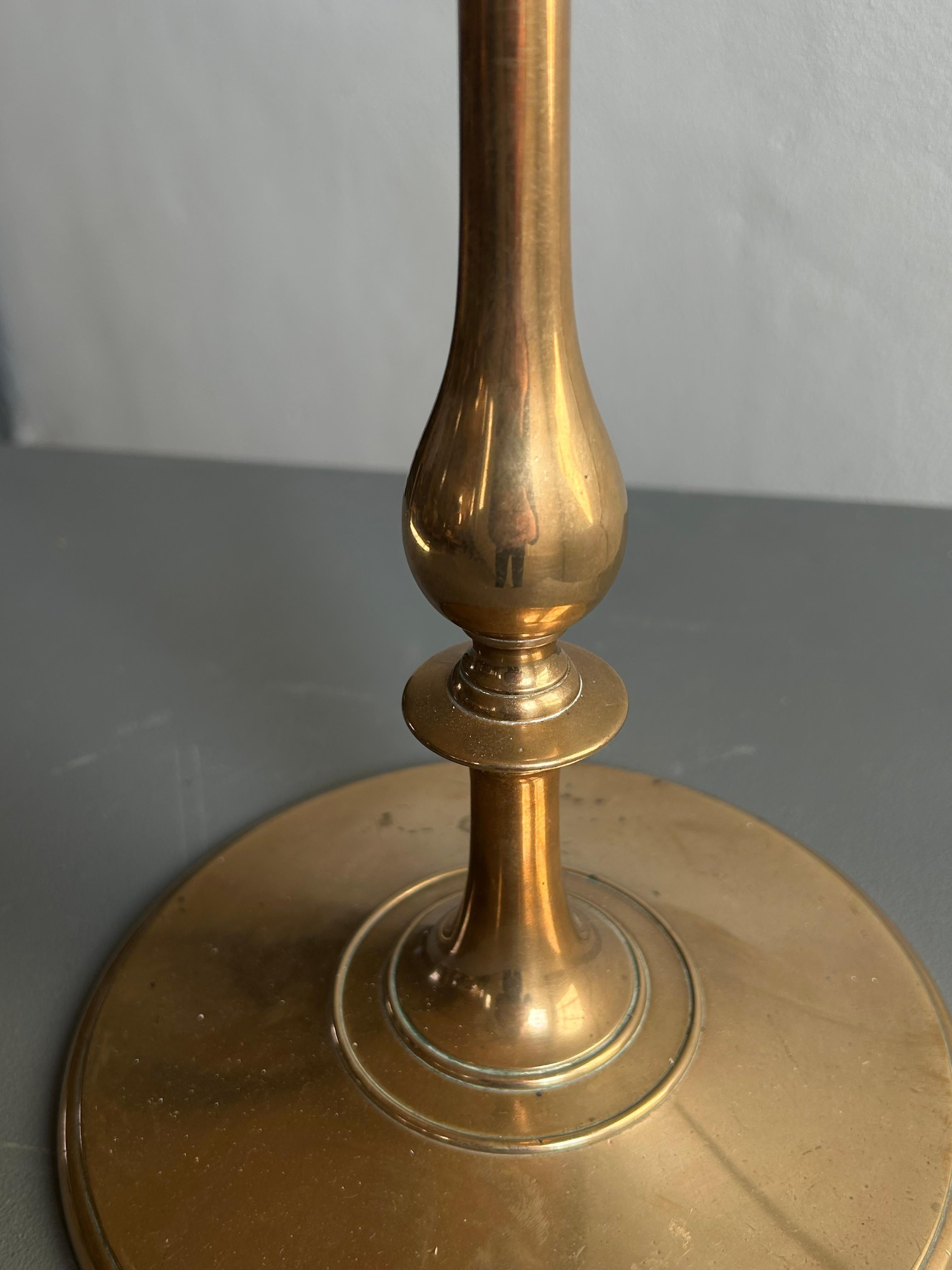 This exquisite table lamp is crafted in bronze by renowned Danish sculptor Christian Gottlieb Vilhelm Bissen (1798–1868), known for his neoclassical style and exceptional mastery of form. The lamp features intricate detailing with multiple small