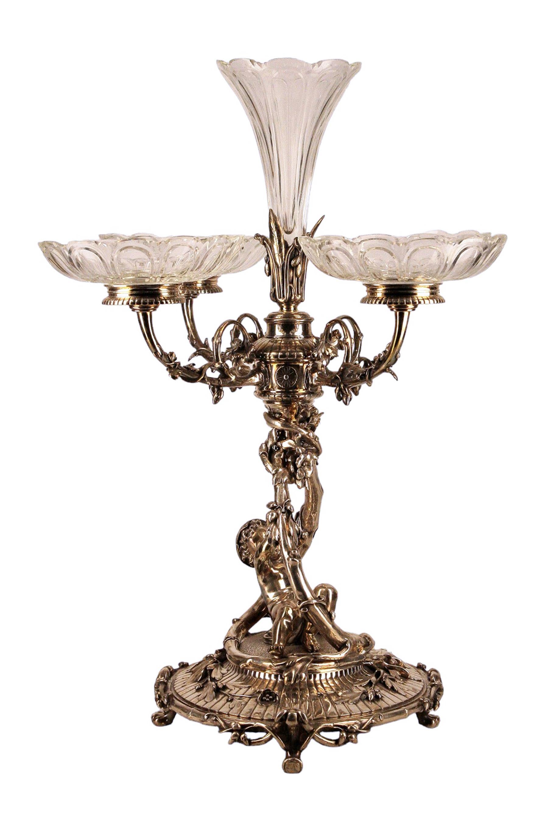 Neorococò Centrotavola Epergne argentato di Christofle del XIX secolo con vetro Baccarat, Francia in vendita