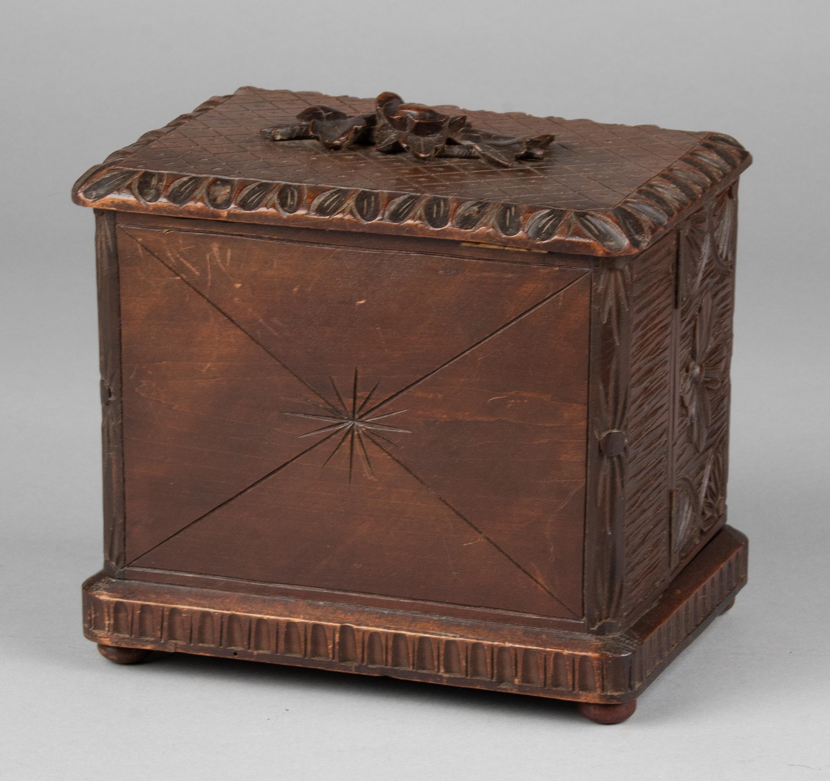 19th Century Cigar Box Walnut Black Forest 1