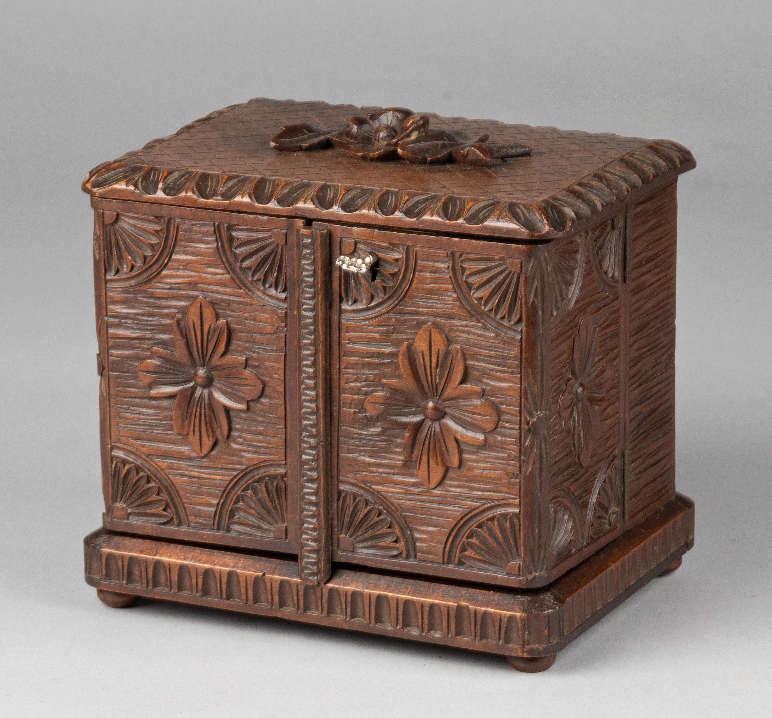 French 19th Century Cigar Box Walnut Black Forest