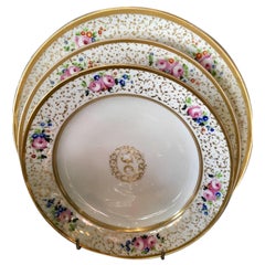 19th Century circa 1830 Porcelaine de Paris Table Service, Porcelain