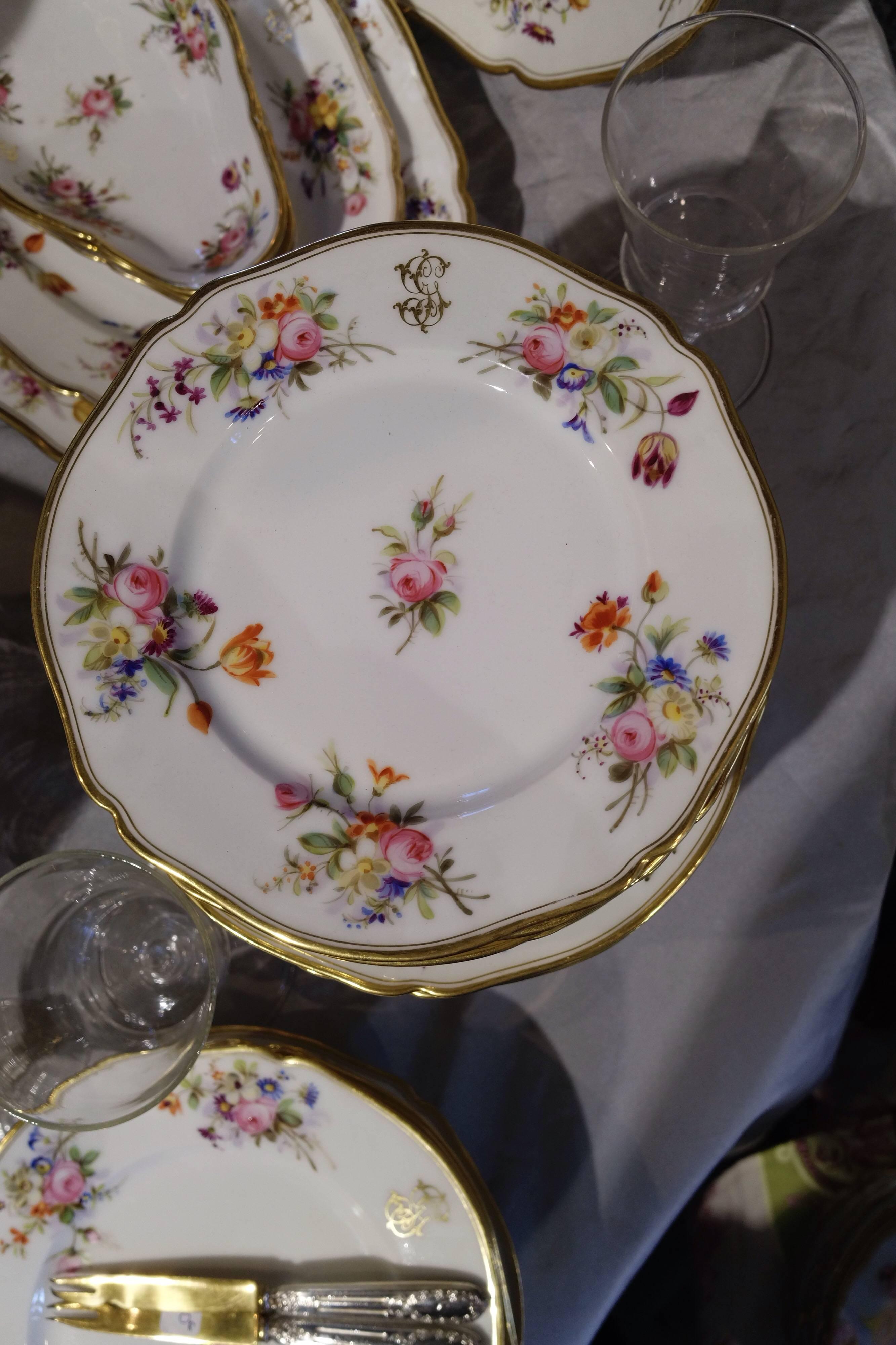19th Century Porcelaine de Paris Table Service Hand-Painted Porcelain circa 1880 6