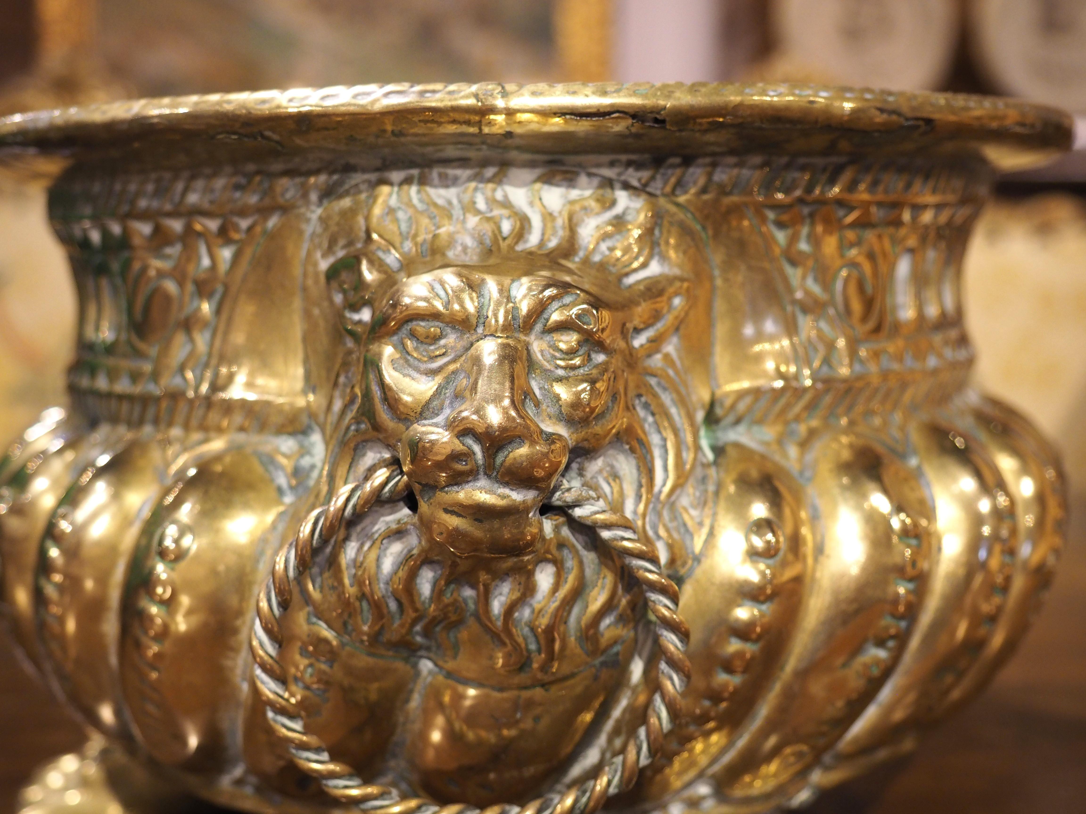 19th Century Circular French Brass Jardiniere with Lions and Paw Feet For Sale 11