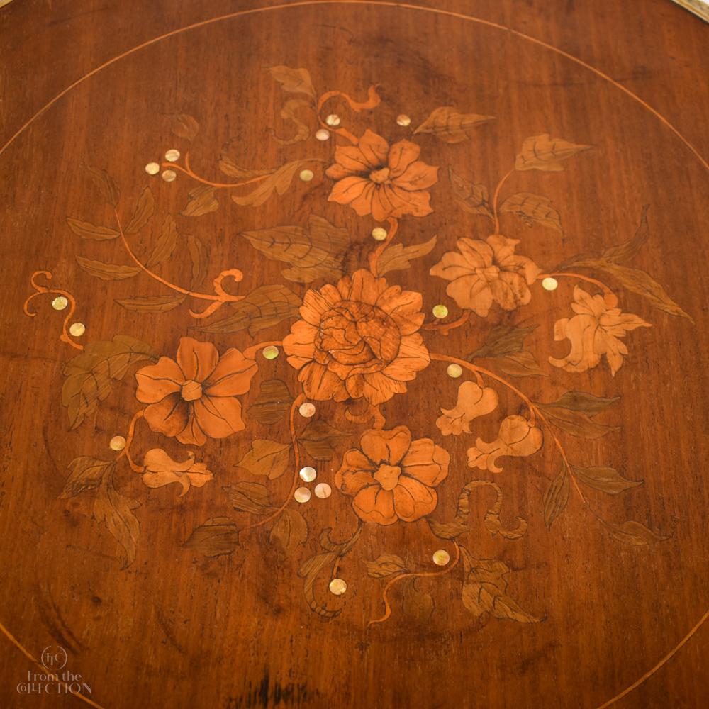 19th Century Circular Gilded Table For Sale 1