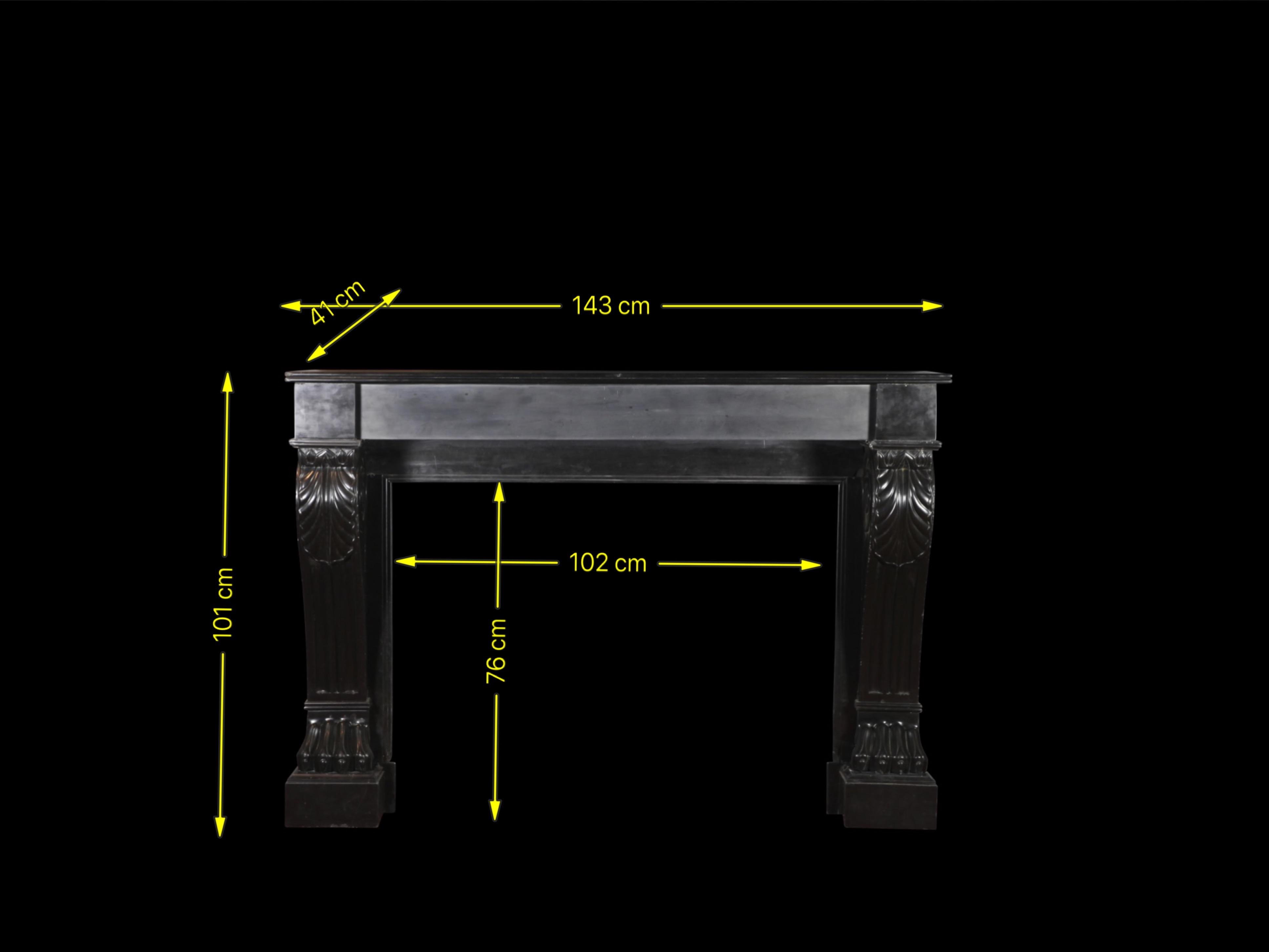 19th Century Classic Belgian Black Marble Antique Fireplace Surround In Good Condition In Beervelde, BE