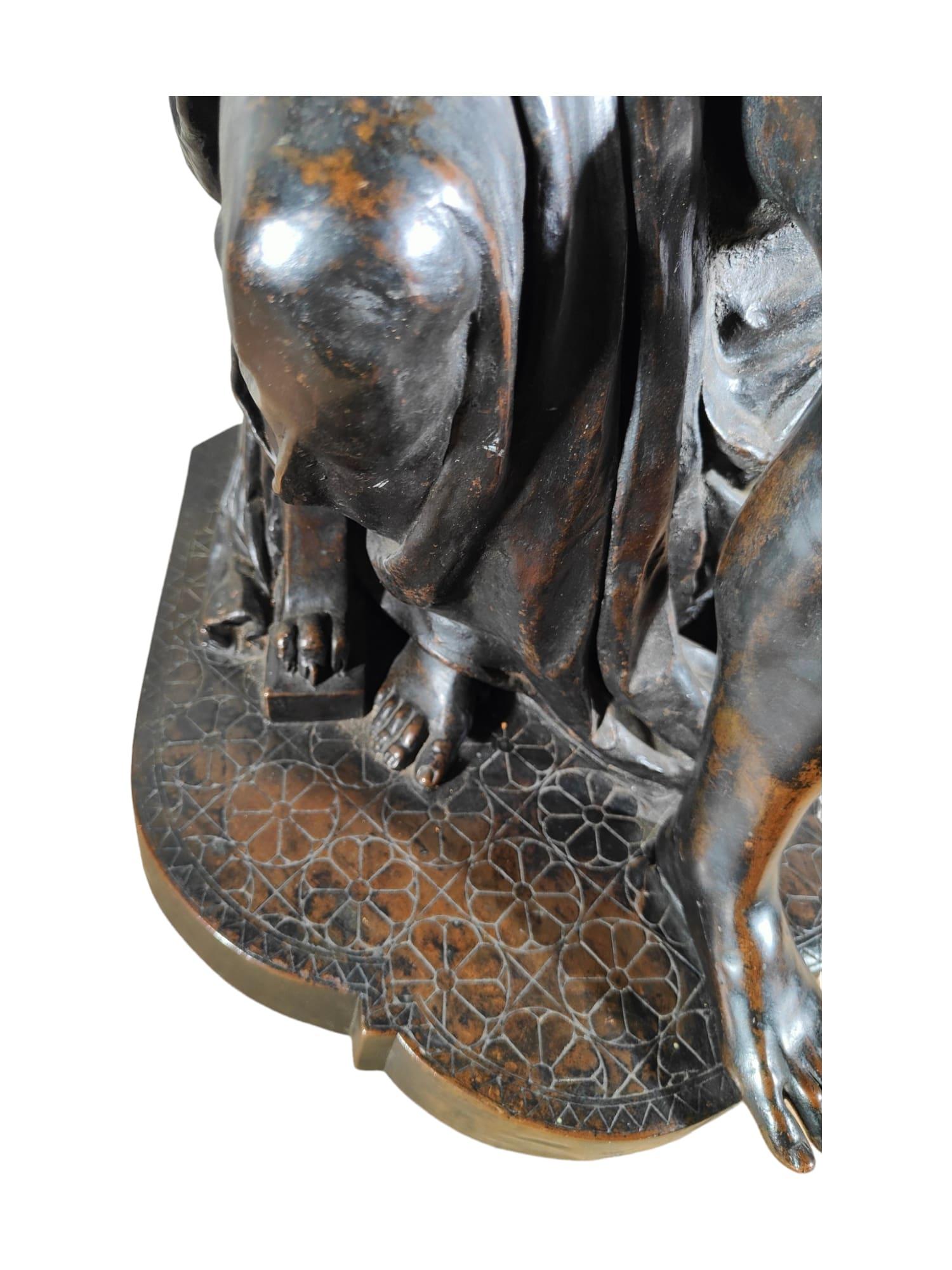 19th Century Classic Sculpture: Youth Seated in Dark Patinated Copper For Sale 14