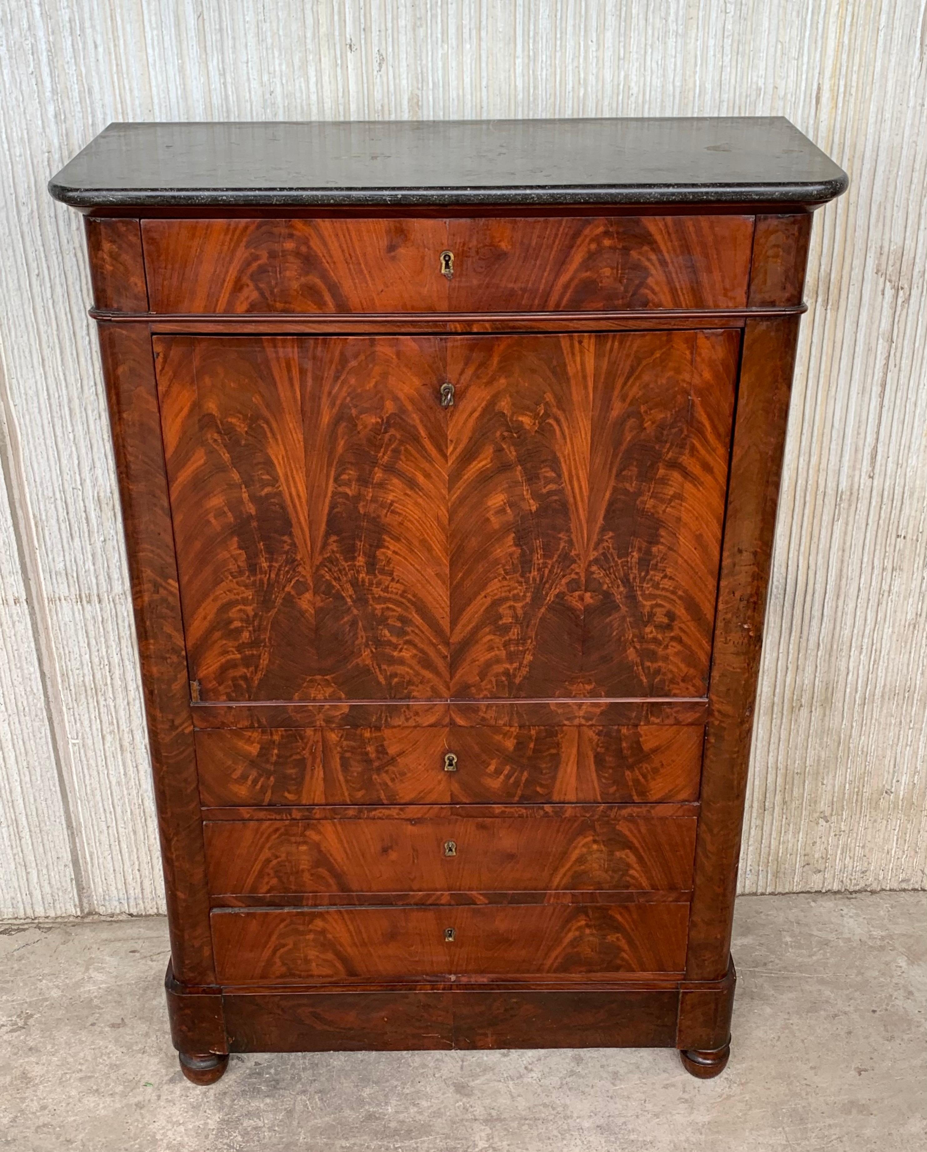 19th Century Classical Charles X Burled Mahogany Secretaire a Abattant In Good Condition For Sale In Miami, FL