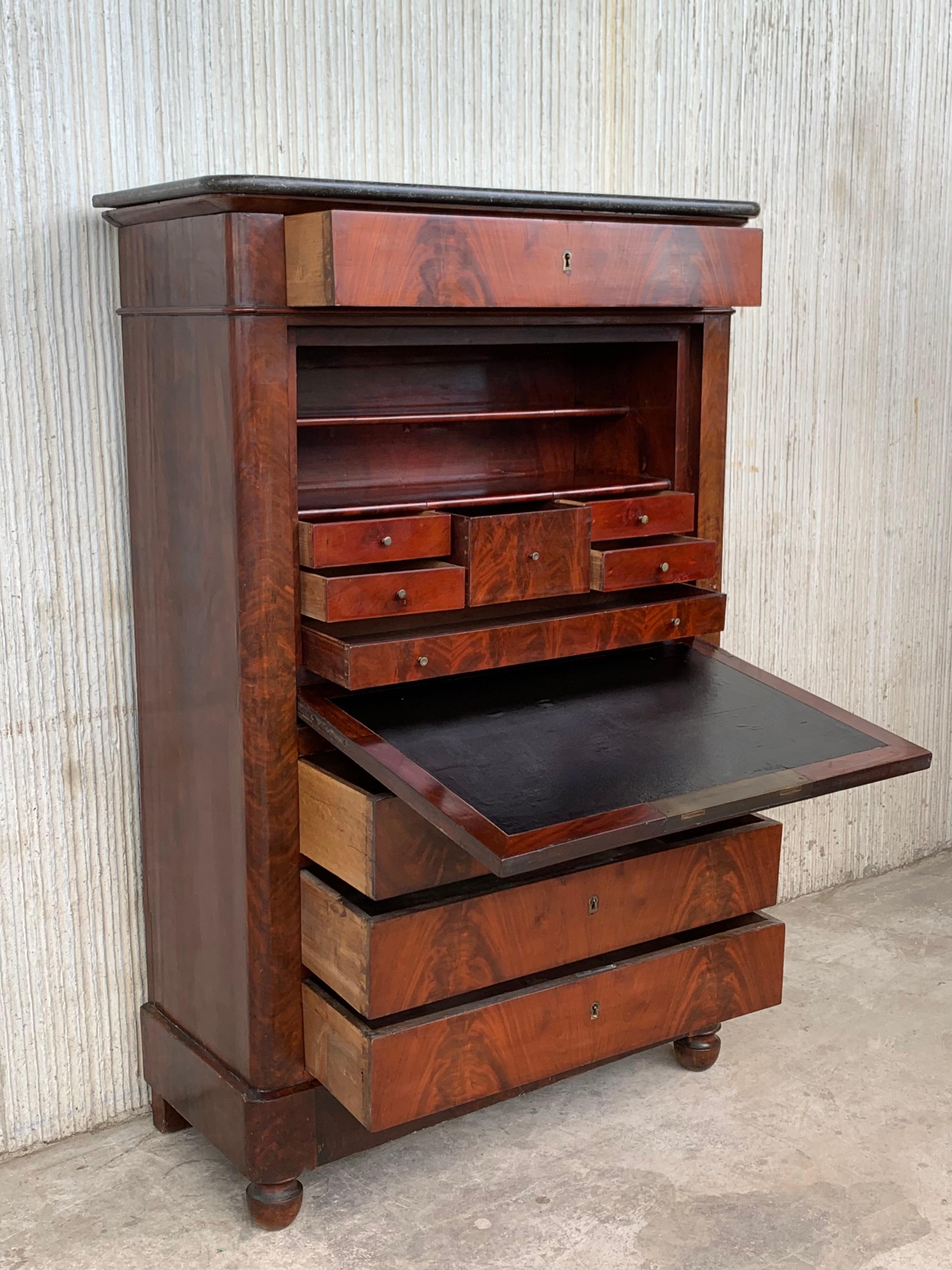 19th Century Classical Charles X Burled Mahogany Secretaire a Abattant For Sale 1