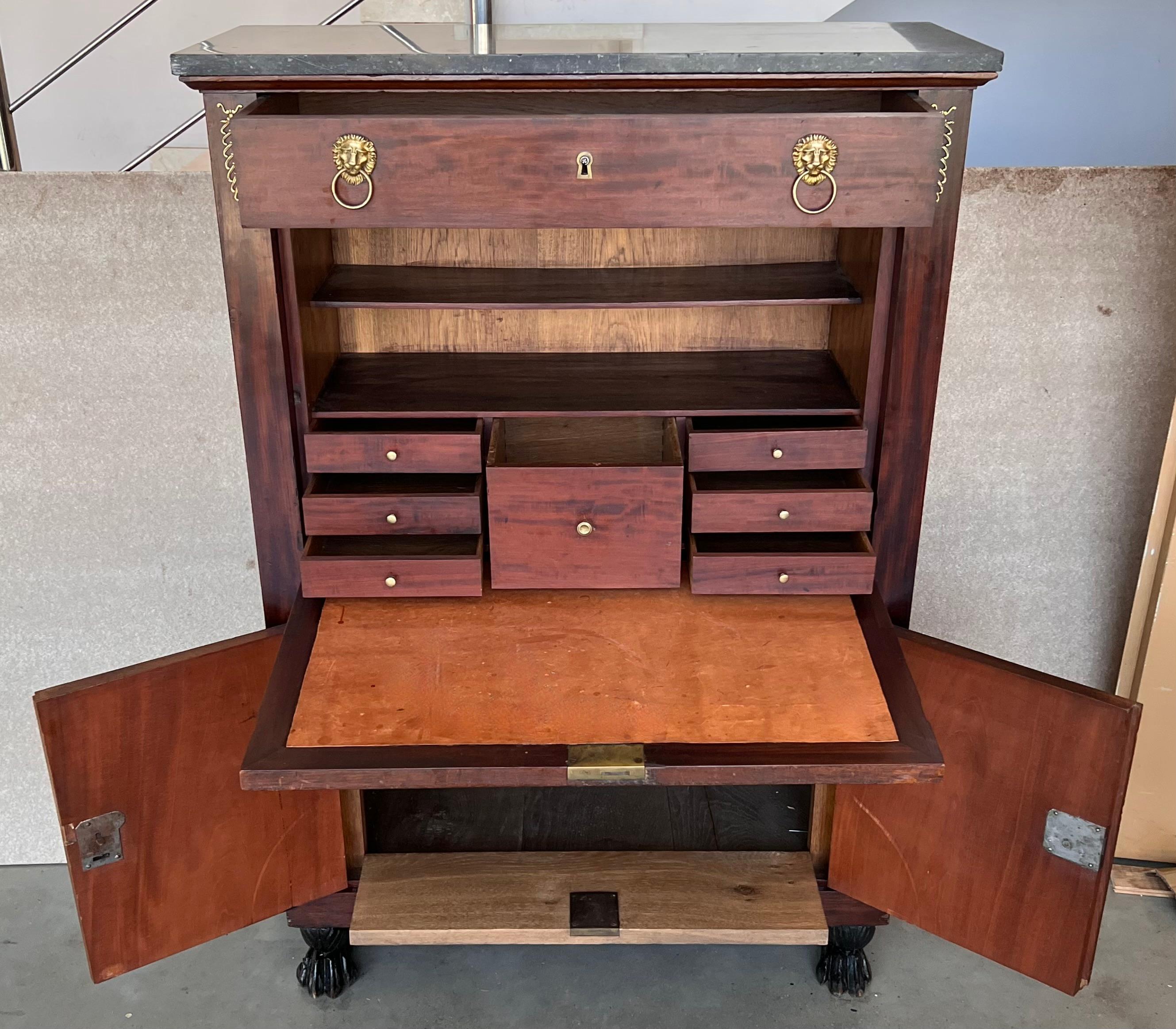 19th Century Classical Charles X Burled Mahogany Secretaire a Abattant For Sale 3