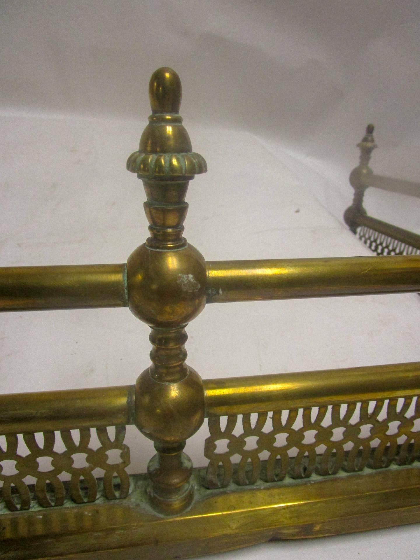 19th Century Classical English Brass Fireplace Fender 6