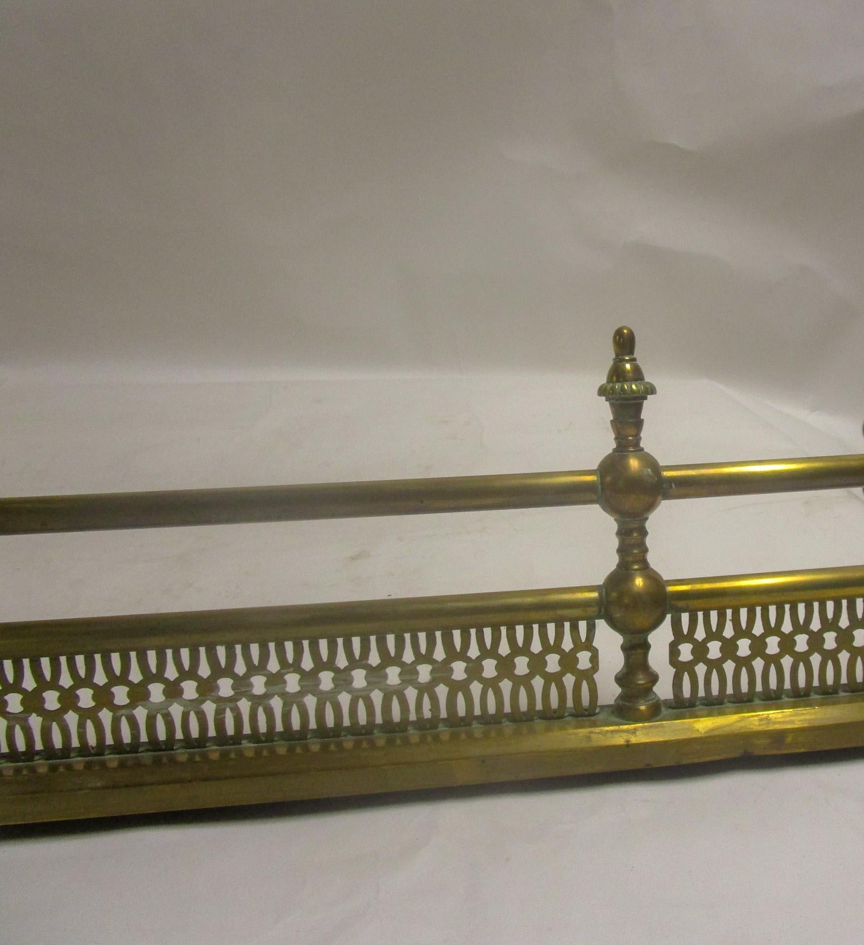 19th Century Classical English Brass Fireplace Fender 8