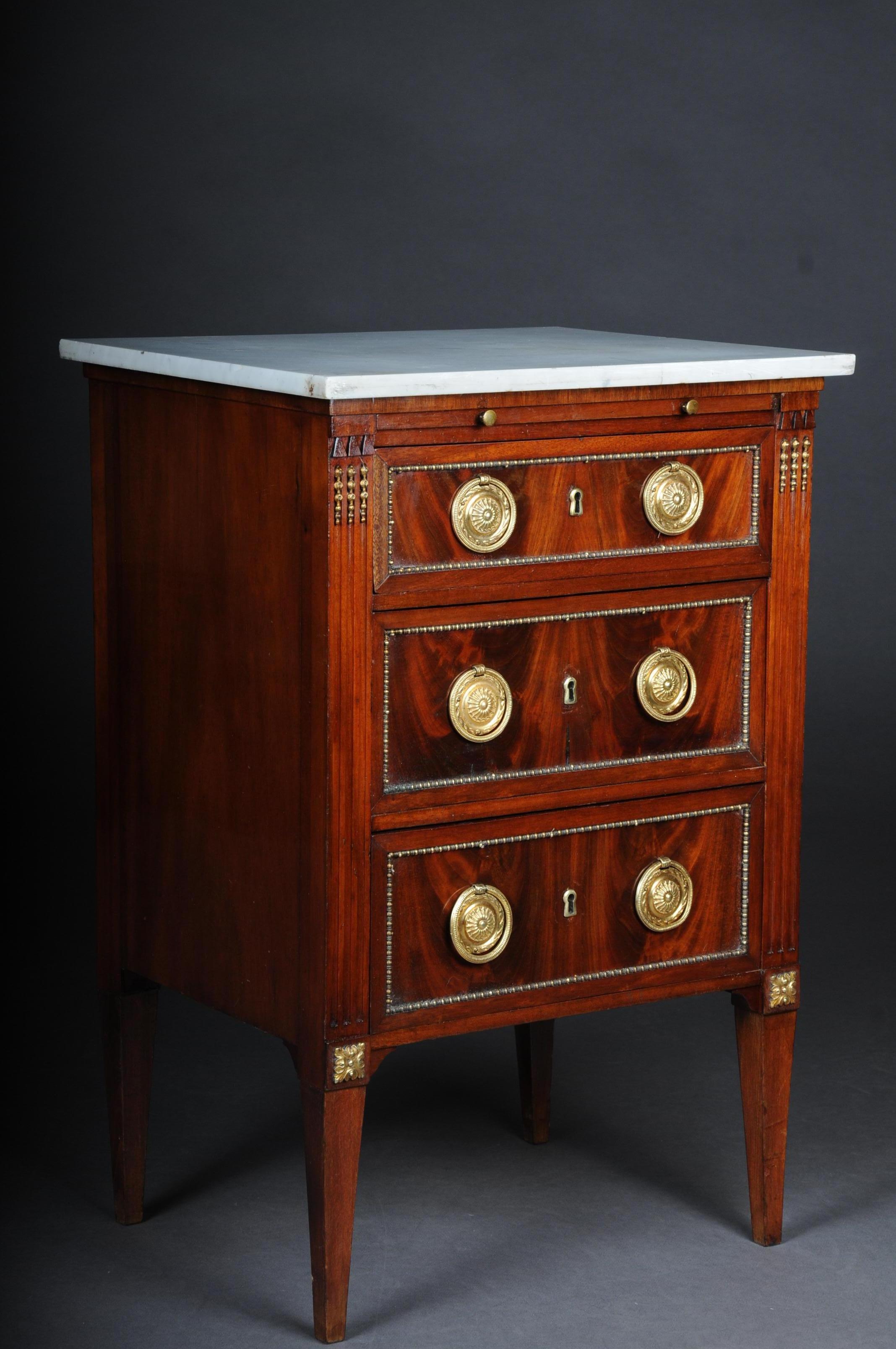 19th Century Classicism Chest of Drawers Louis XVI For Sale 4