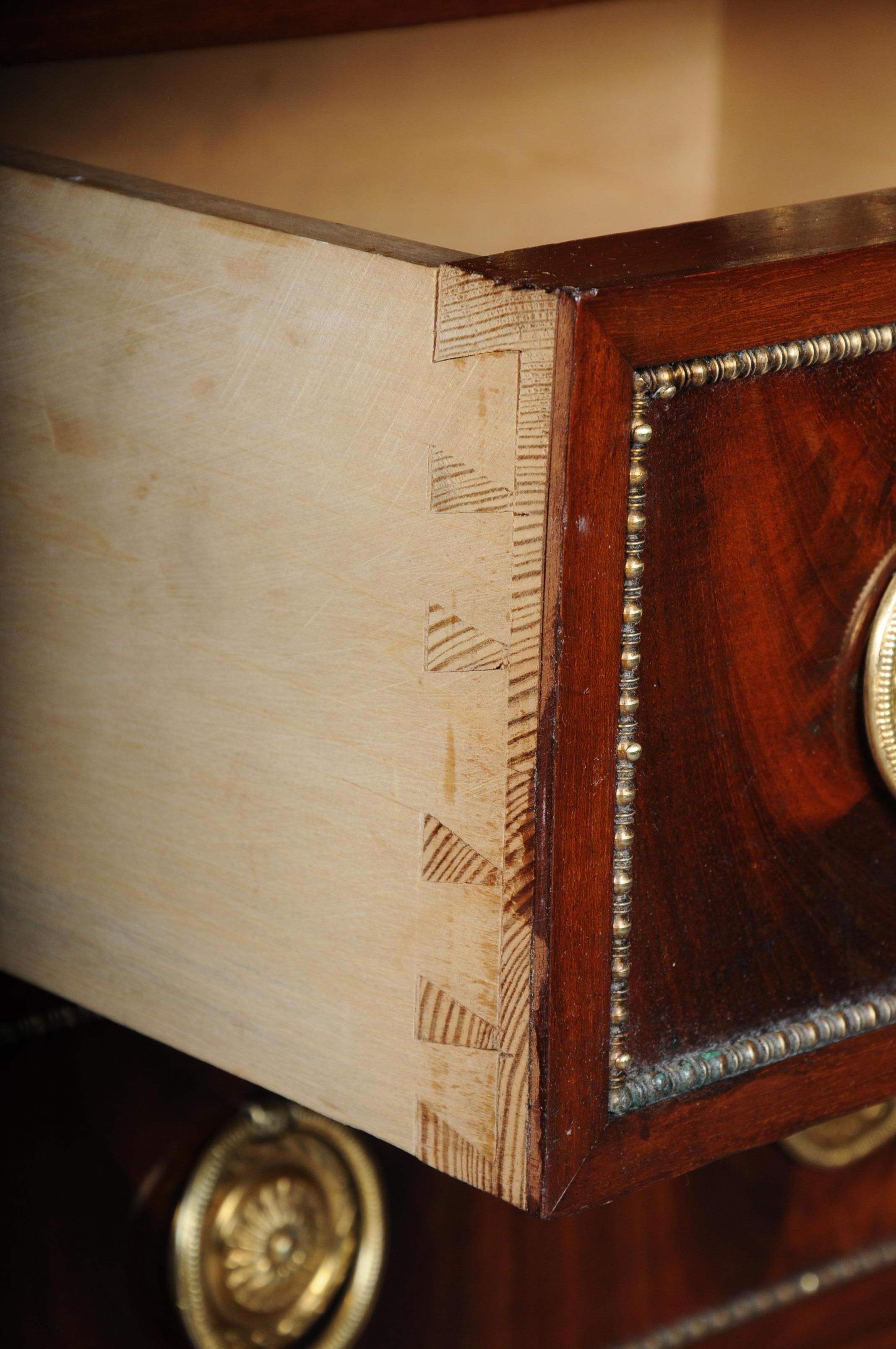 19th Century Classicism Chest of Drawers Louis XVI For Sale 13