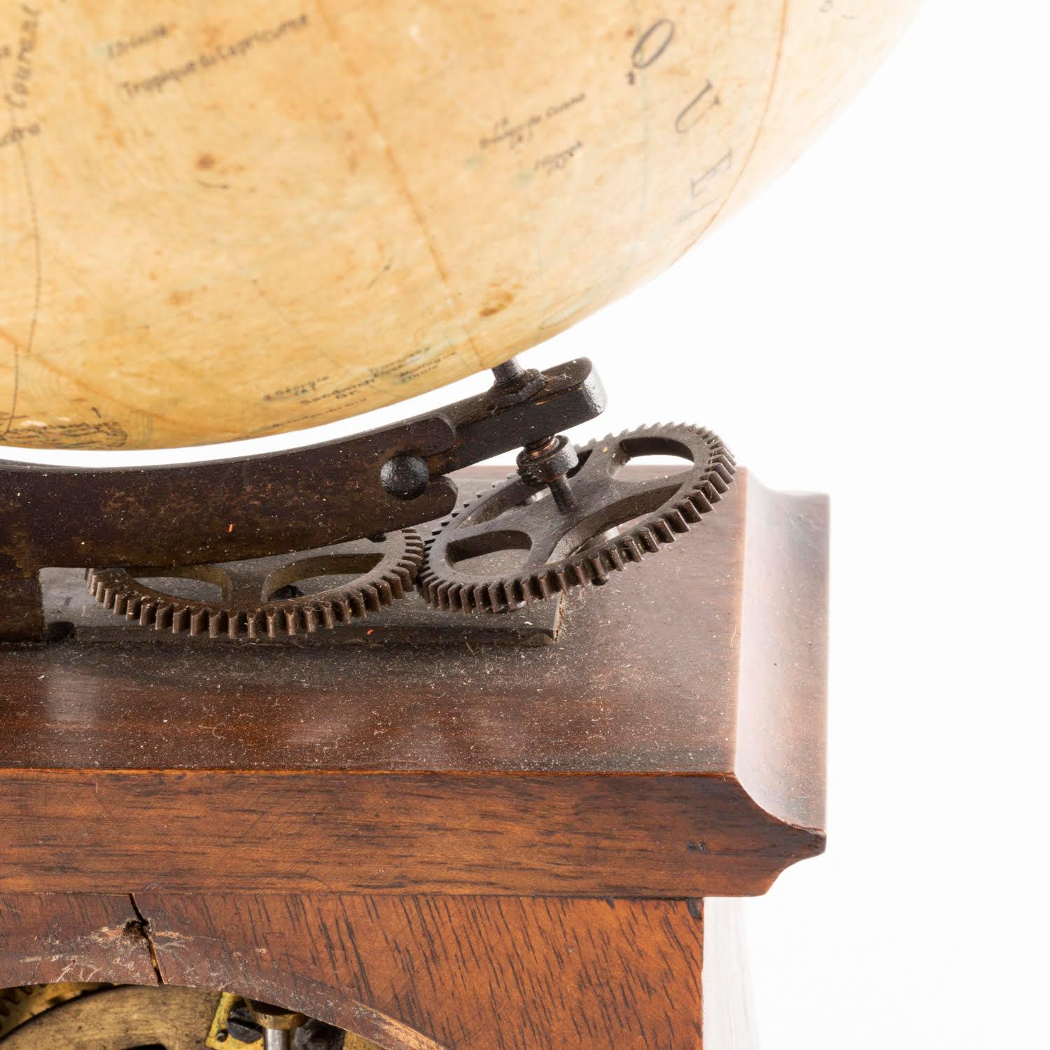 19th Century Clock Surmounted by a Globe, Napoleon III Period. For Sale 5