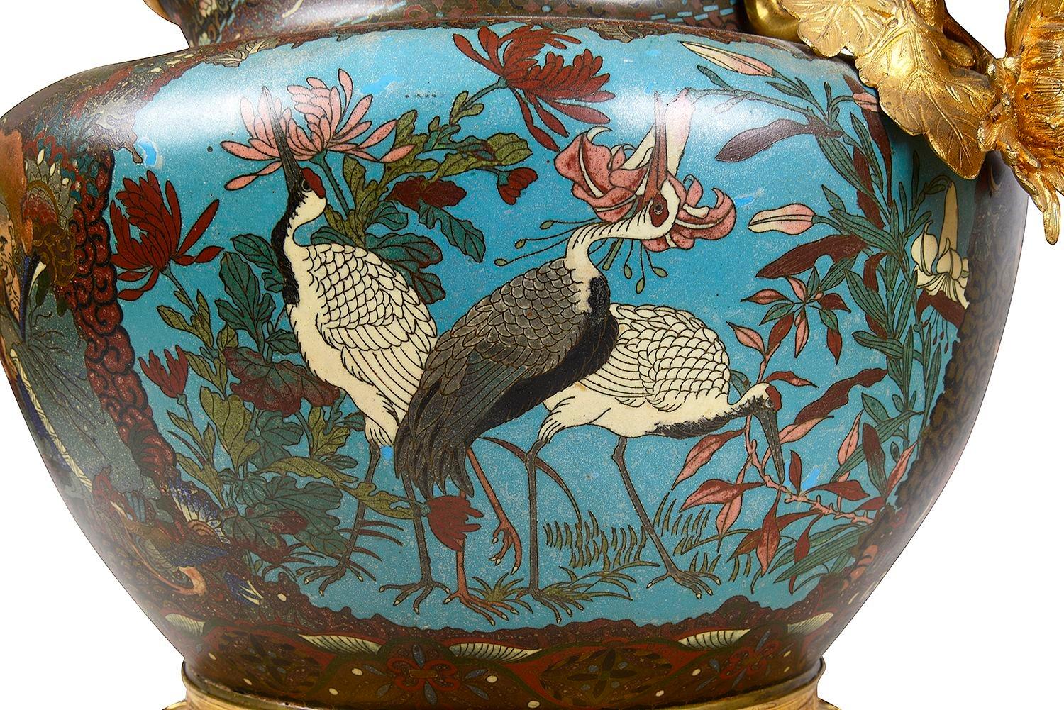 XIXe siècle Jardinière du 19e siècle en émail cloisonné. en vente
