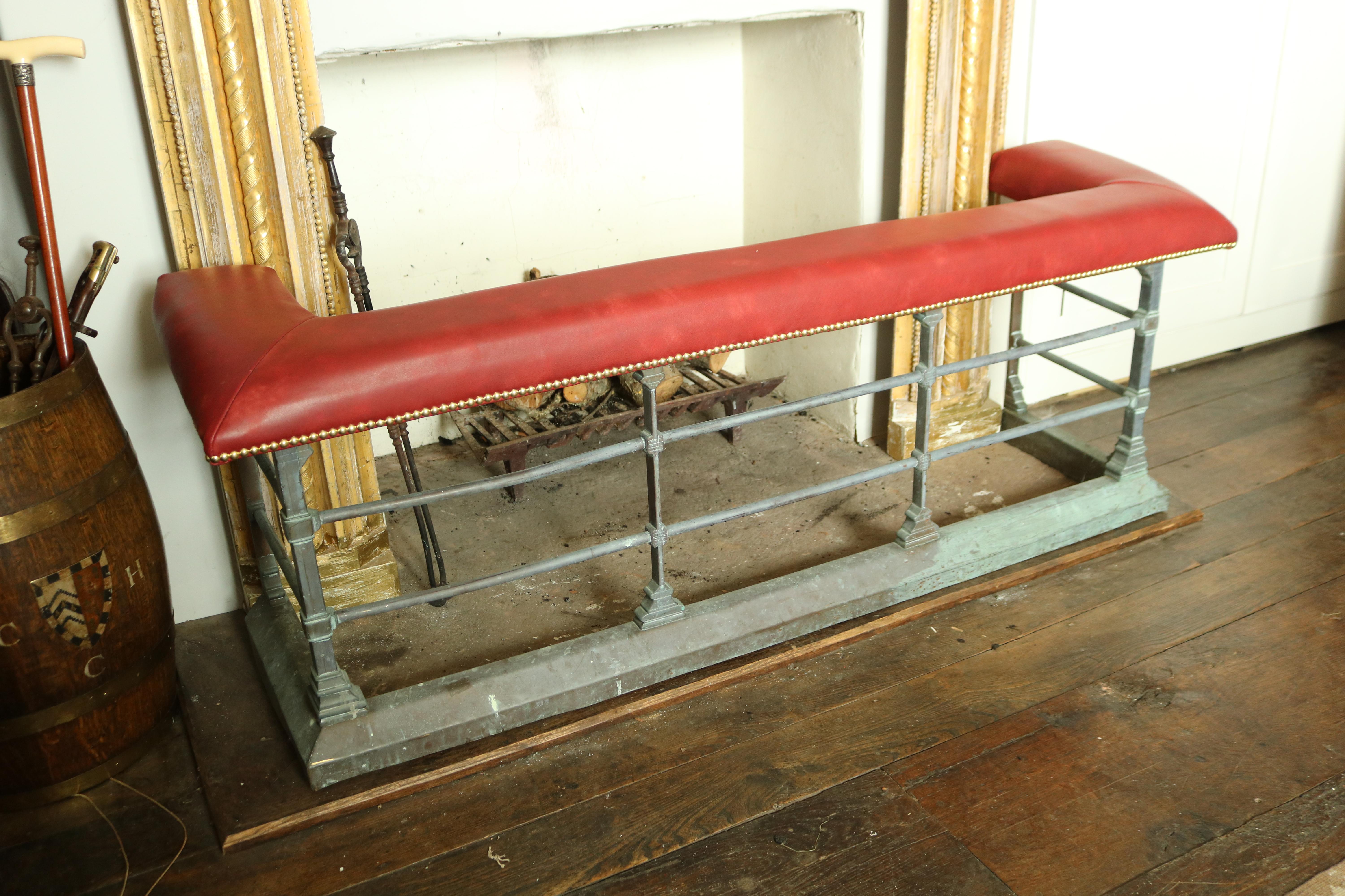 Edwardian 19th Century Brass Fire Side Club Fender with Leather Padded Seat