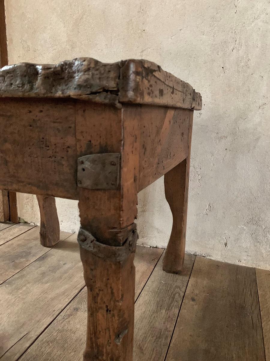 19th Century Cobblers Table Sidetable In Fair Condition For Sale In Vosselaar, BE