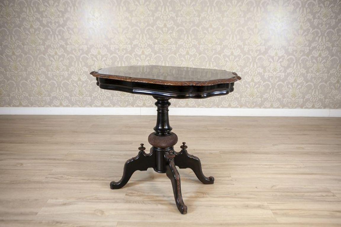 19th-Century Coffee Table in the Style of M. Horrix Furniture

We present you this piece of furniture from the 2nd half of the 19th century, based on the projects of an 18th-century artist and table maker, Matthijs Horrix.
The table top is oval,
