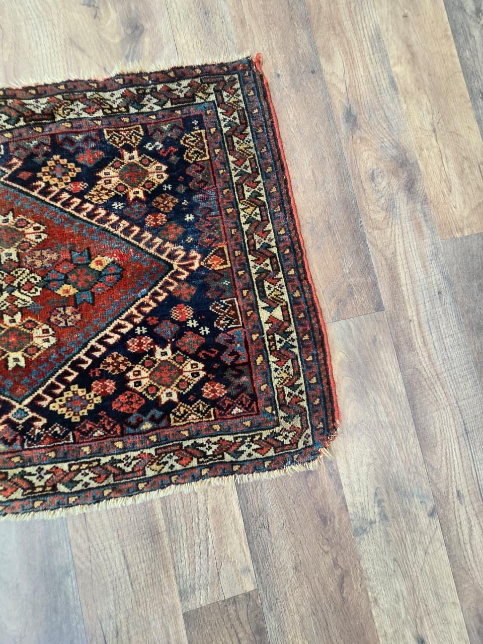 Set di tappeti antichi Quashqai Bagface Saddleback da collezione del XIX secolo in vendita 6