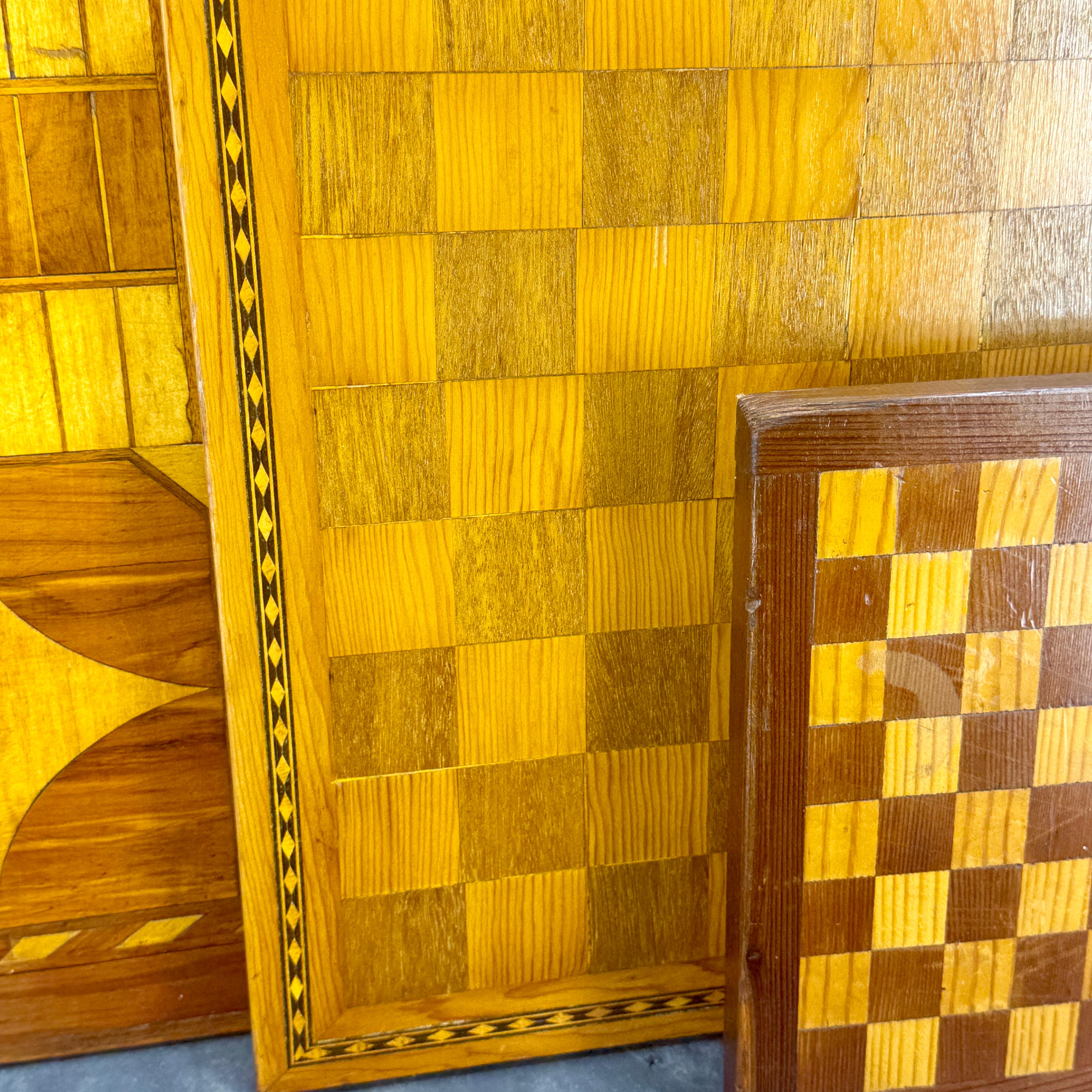 19. Jahrhundert Collection Checker Parcheesi Holz Spielbretter im Angebot 10