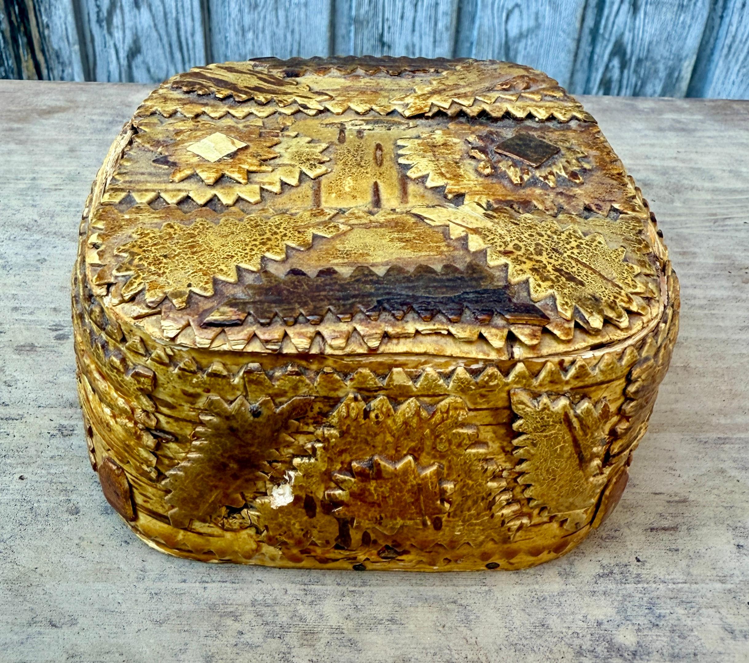 19th Century Collection of 9 Swedish Boxes in Birch Bark For Sale 8