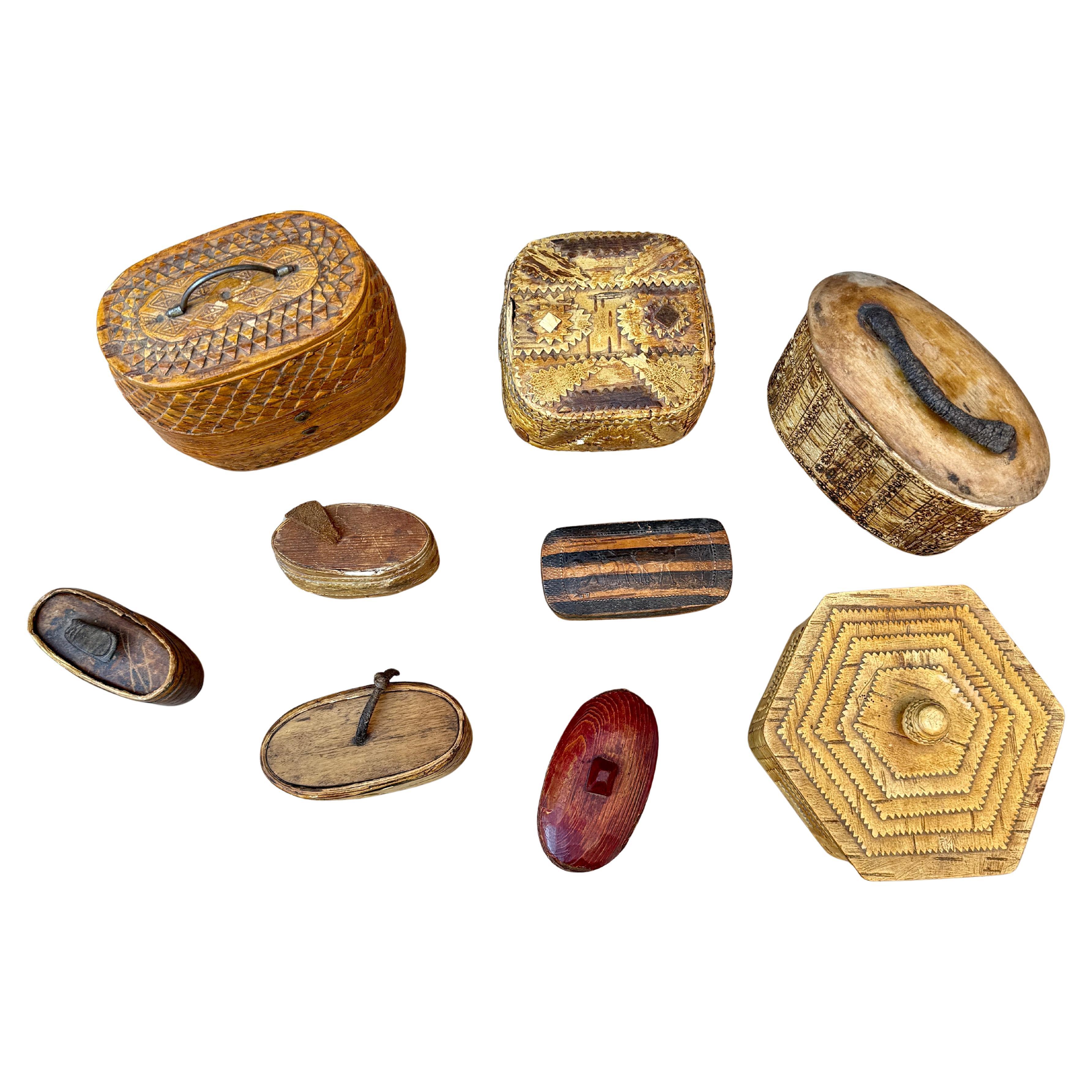 Folk Art 19th Century Collection of 9 Swedish Boxes in Birch Bark For Sale