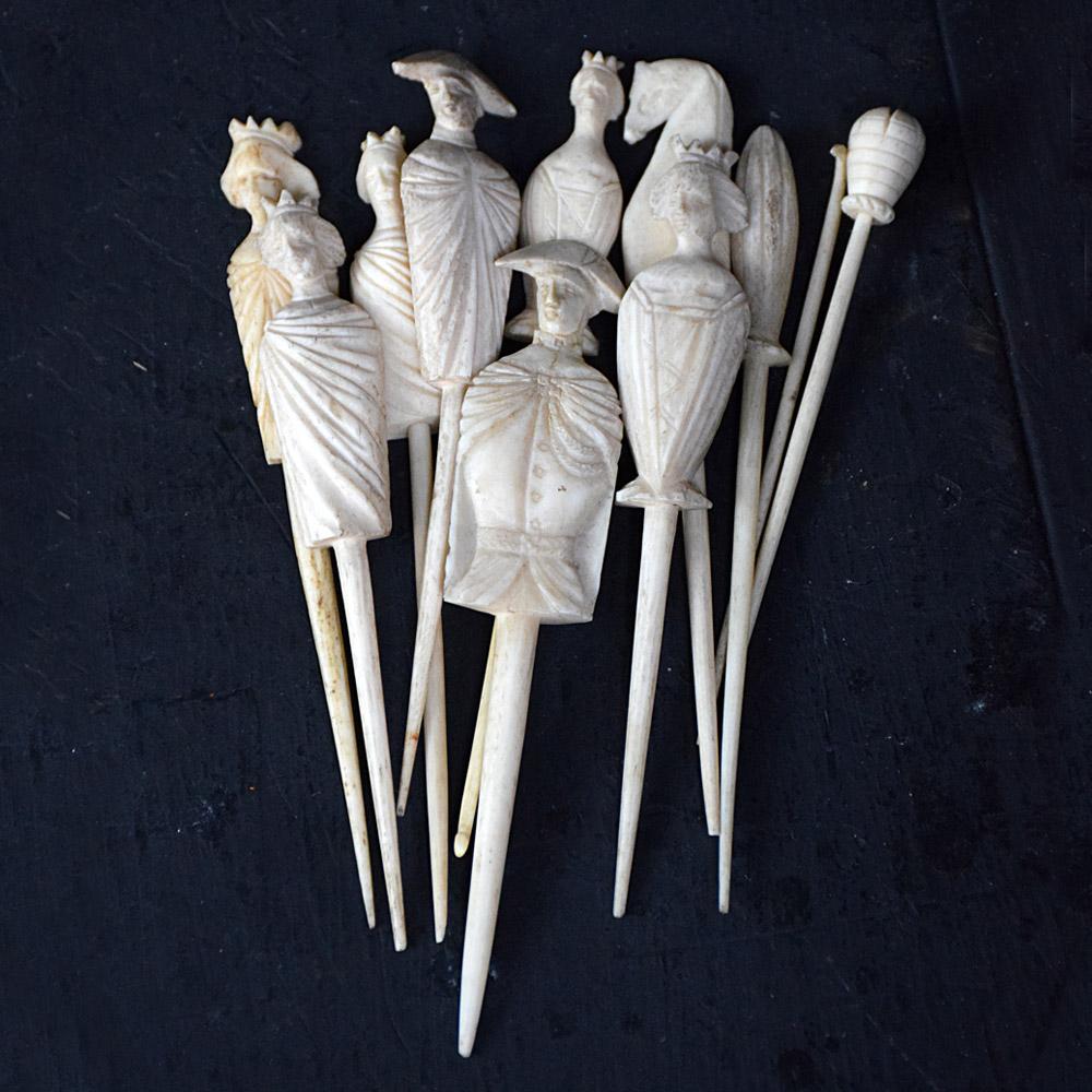 Mid-19th Century 19th Century Collection of French Carved Bone Spillikins