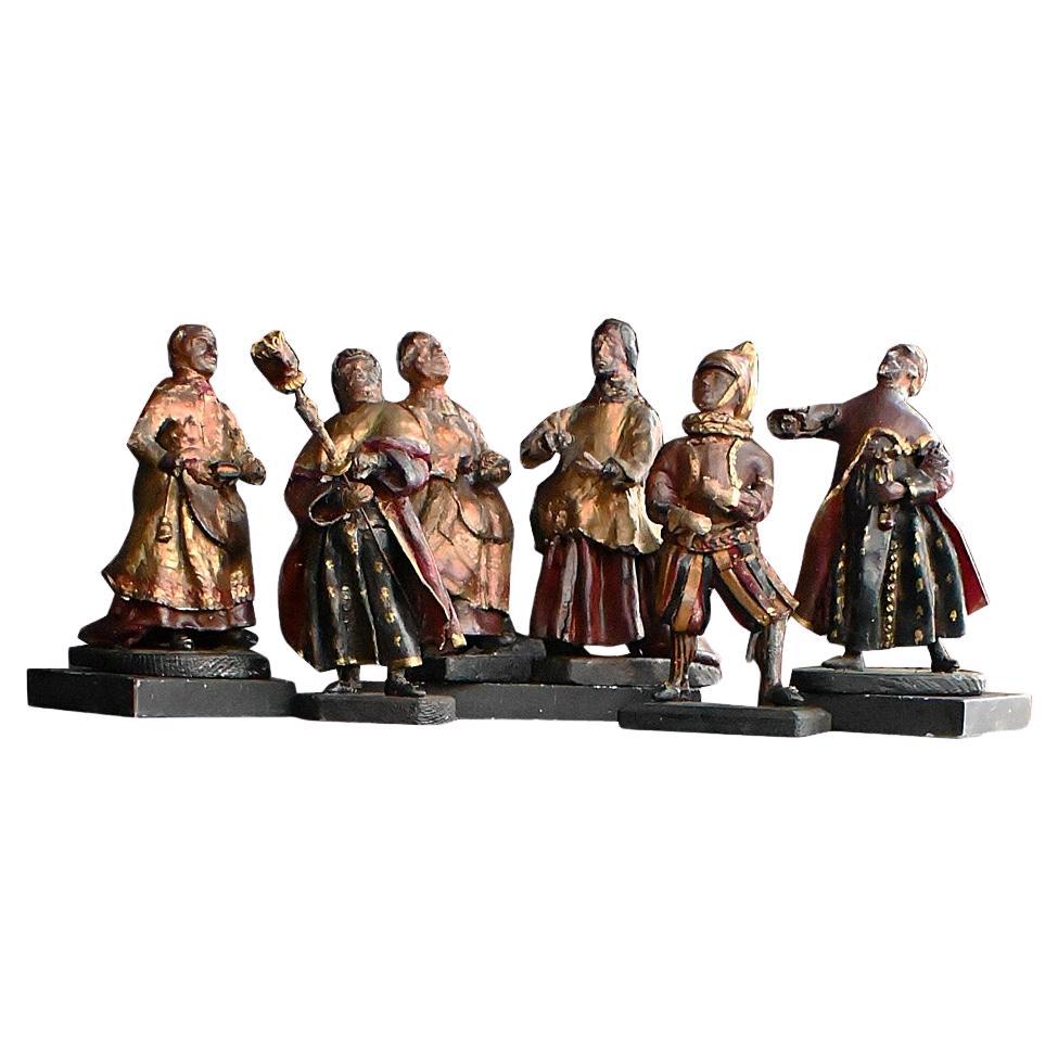 19th Century collection of Italian museum religious figures  For Sale
