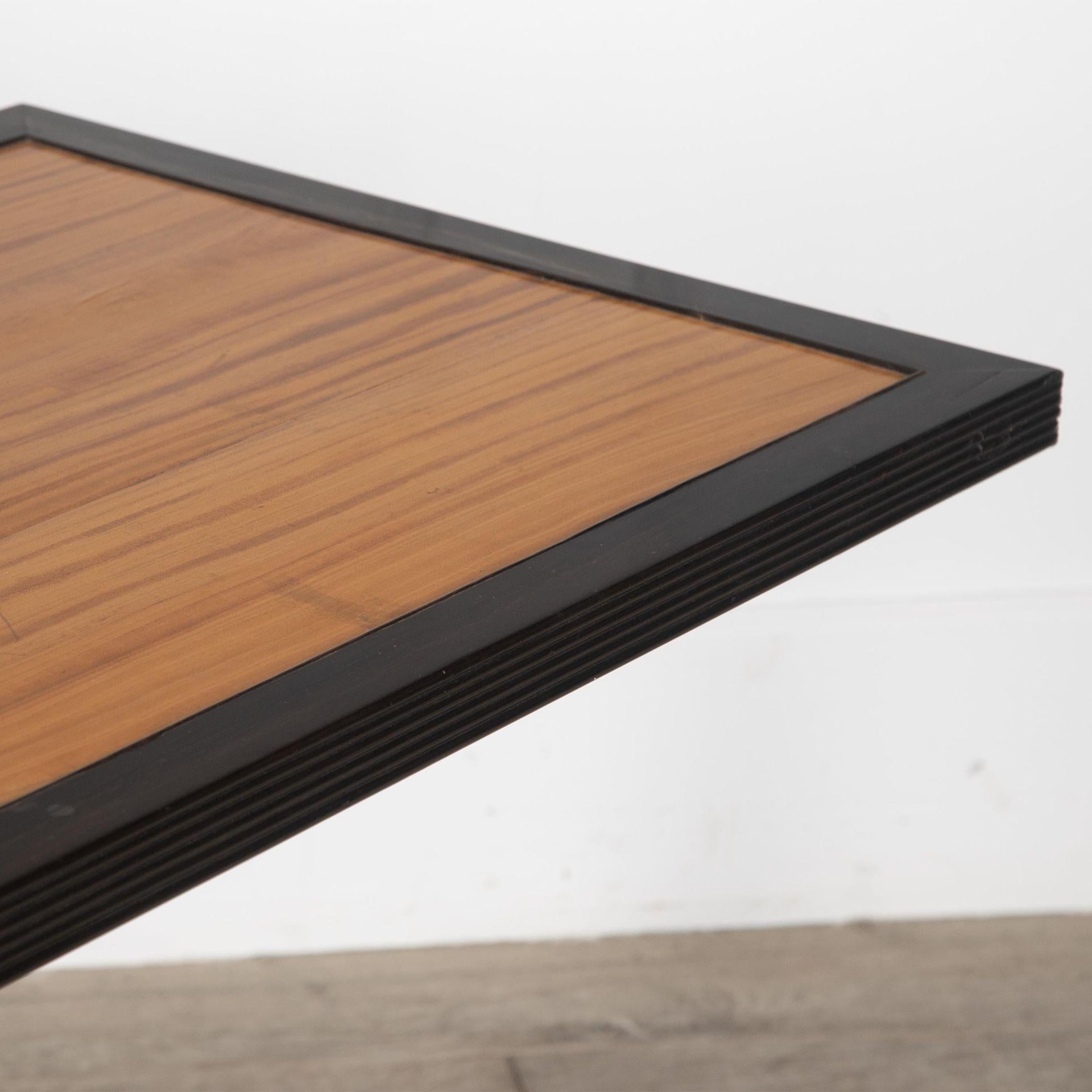 Ébène Table de centre en ébène et bois de satin Coloni du 19e siècle en vente