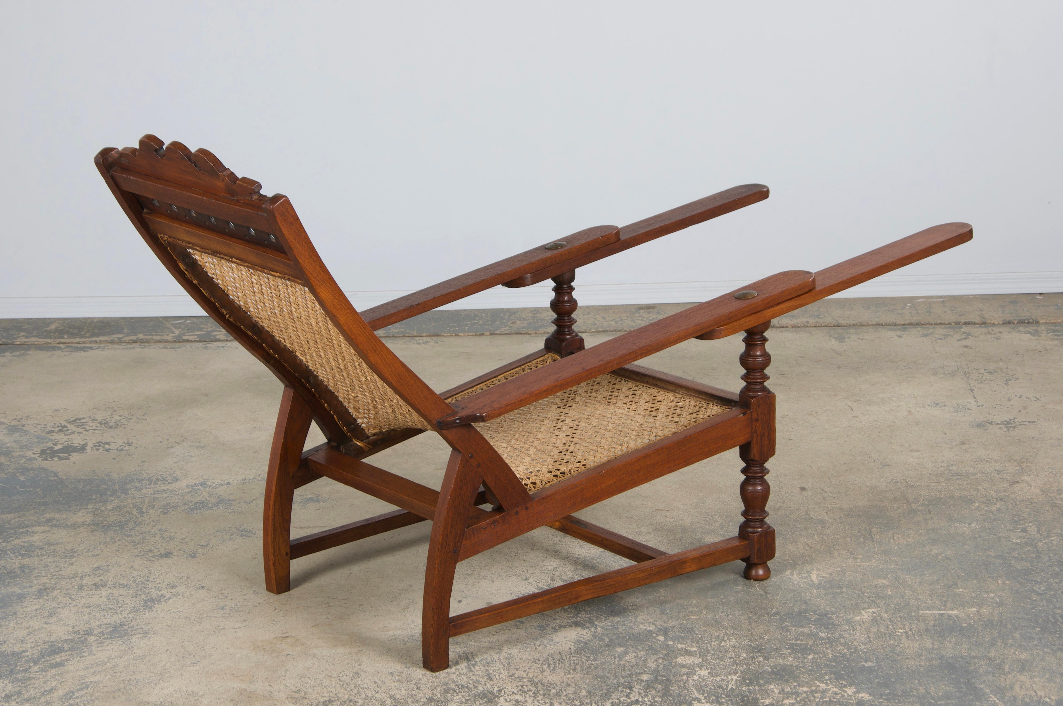 Chaise de salon Plantation en acajou colonial du 19e siècle en vente 9