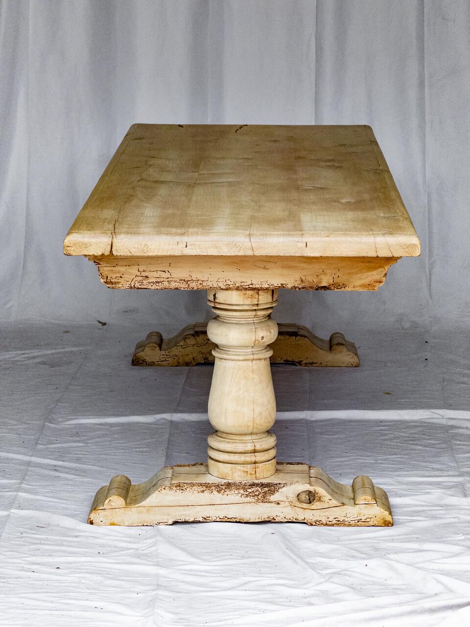XIXe siècle Table à tréteaux espagnole coloniale du 19ème siècle en vente